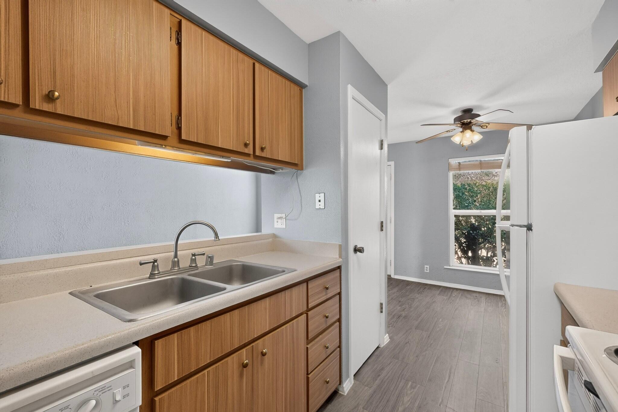 Photo 20 — 1116 Nakomis Drive NE