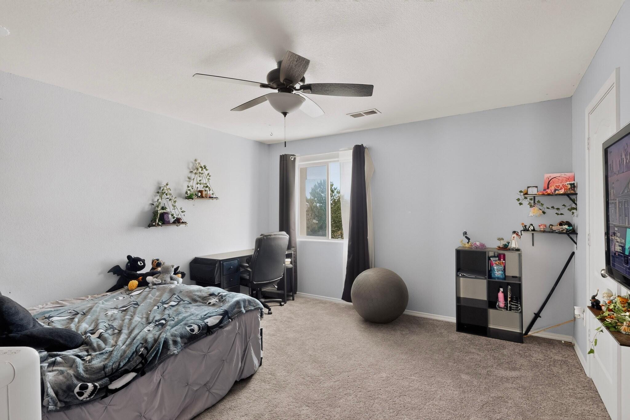Photo 17 — 1225 Danzante Drive SE