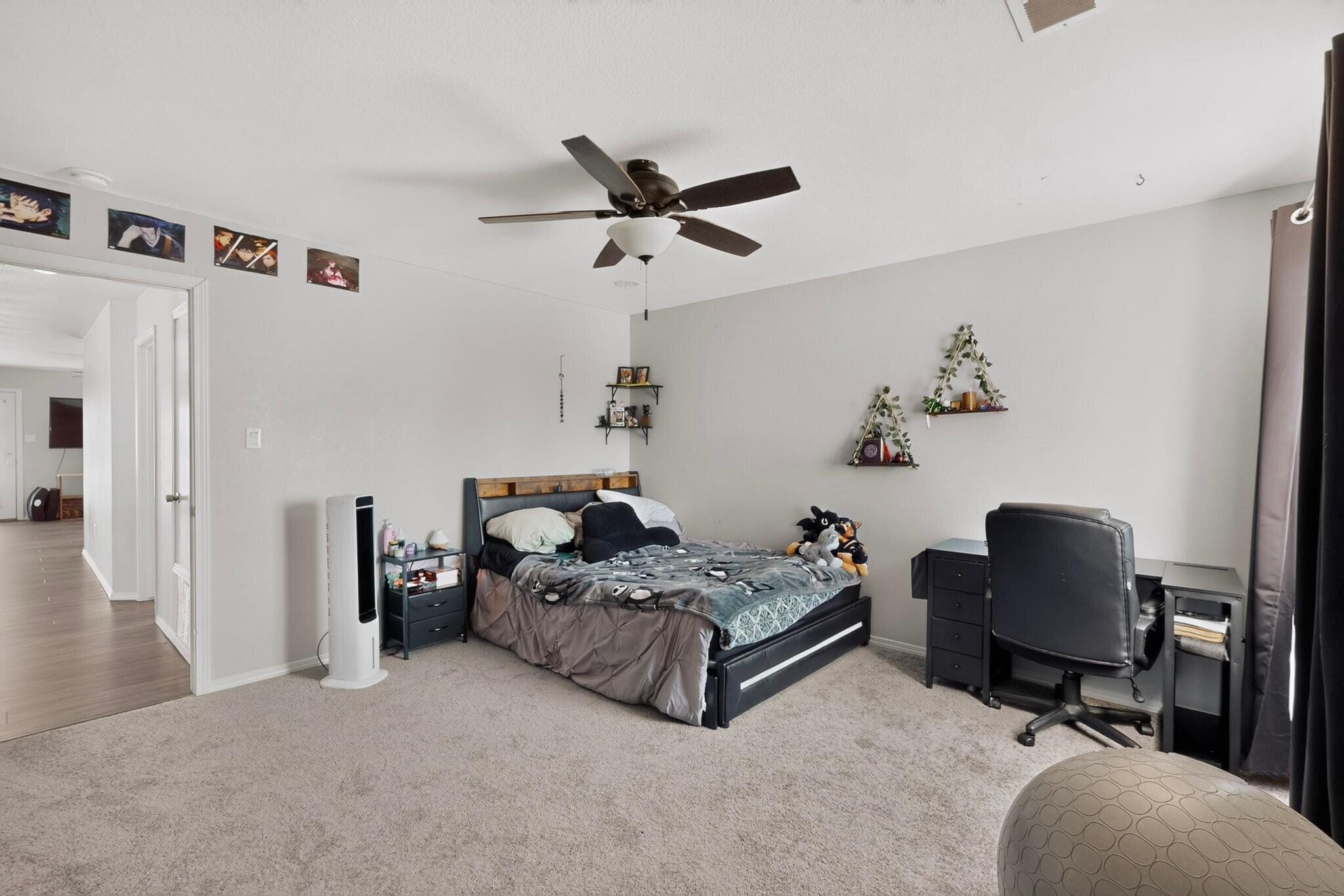 Photo 16 — 1225 Danzante Drive SE