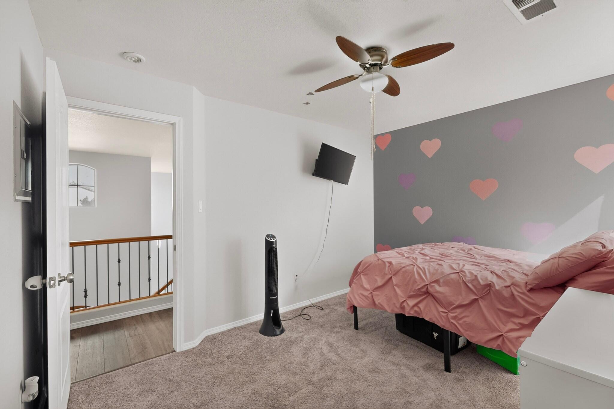 Photo 10 — 1225 Danzante Drive SE