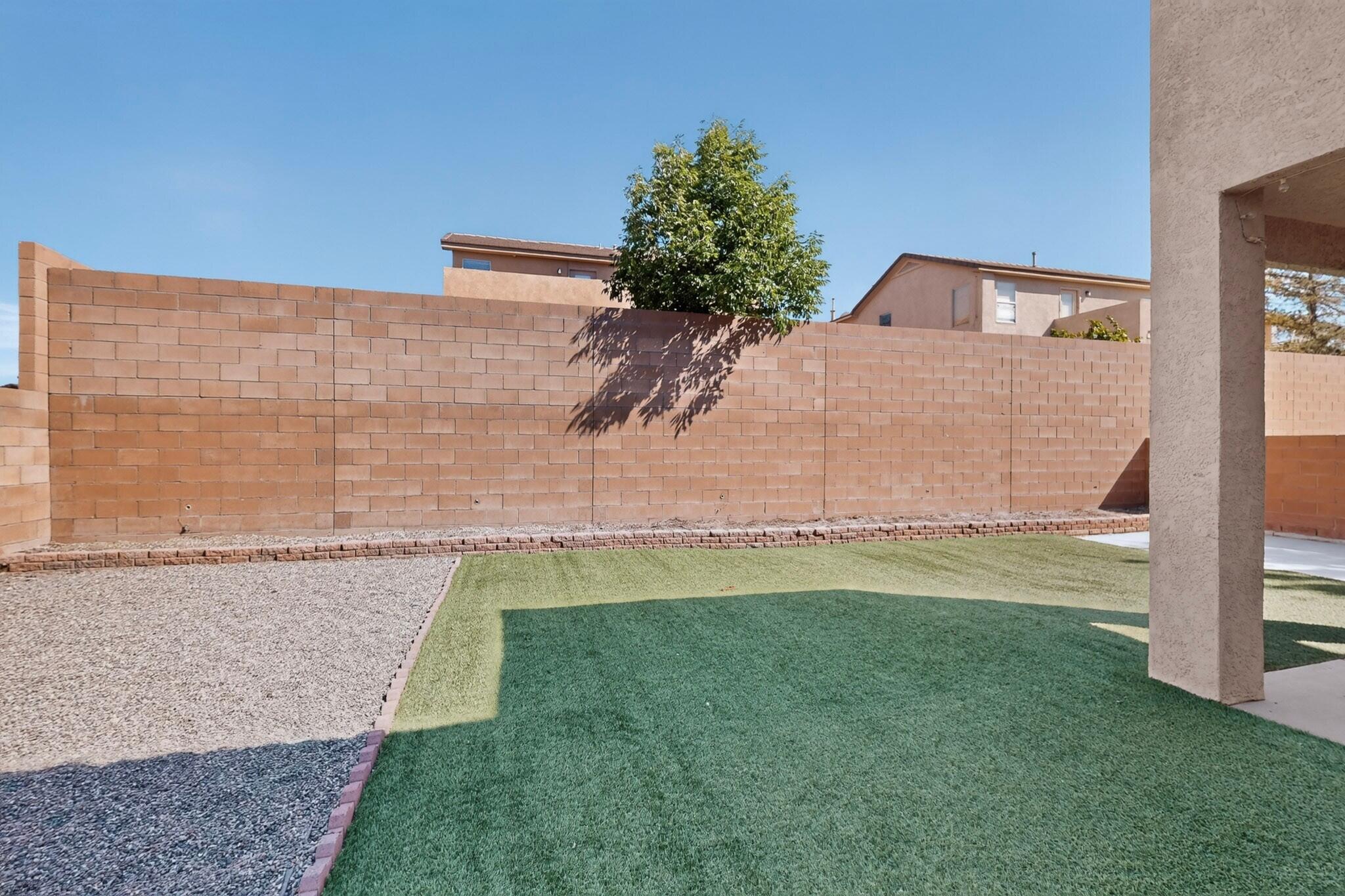 Photo 5 — 1225 Danzante Drive SE