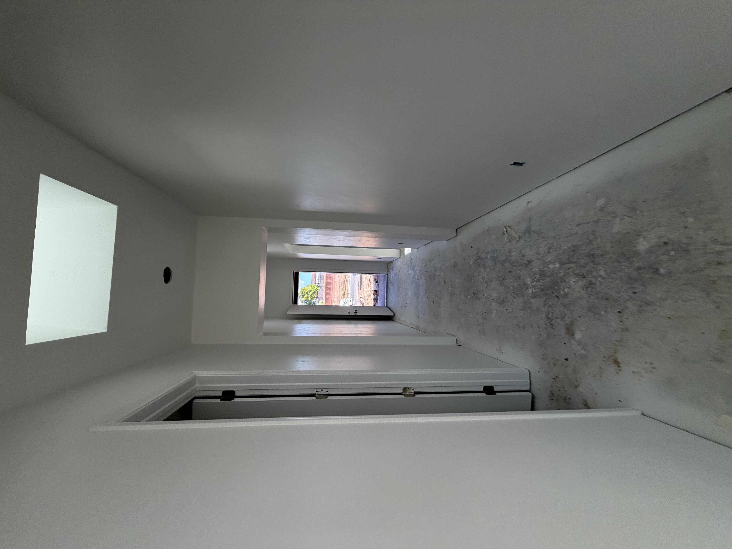 Photo 5 — 7317 Loire Drive NE