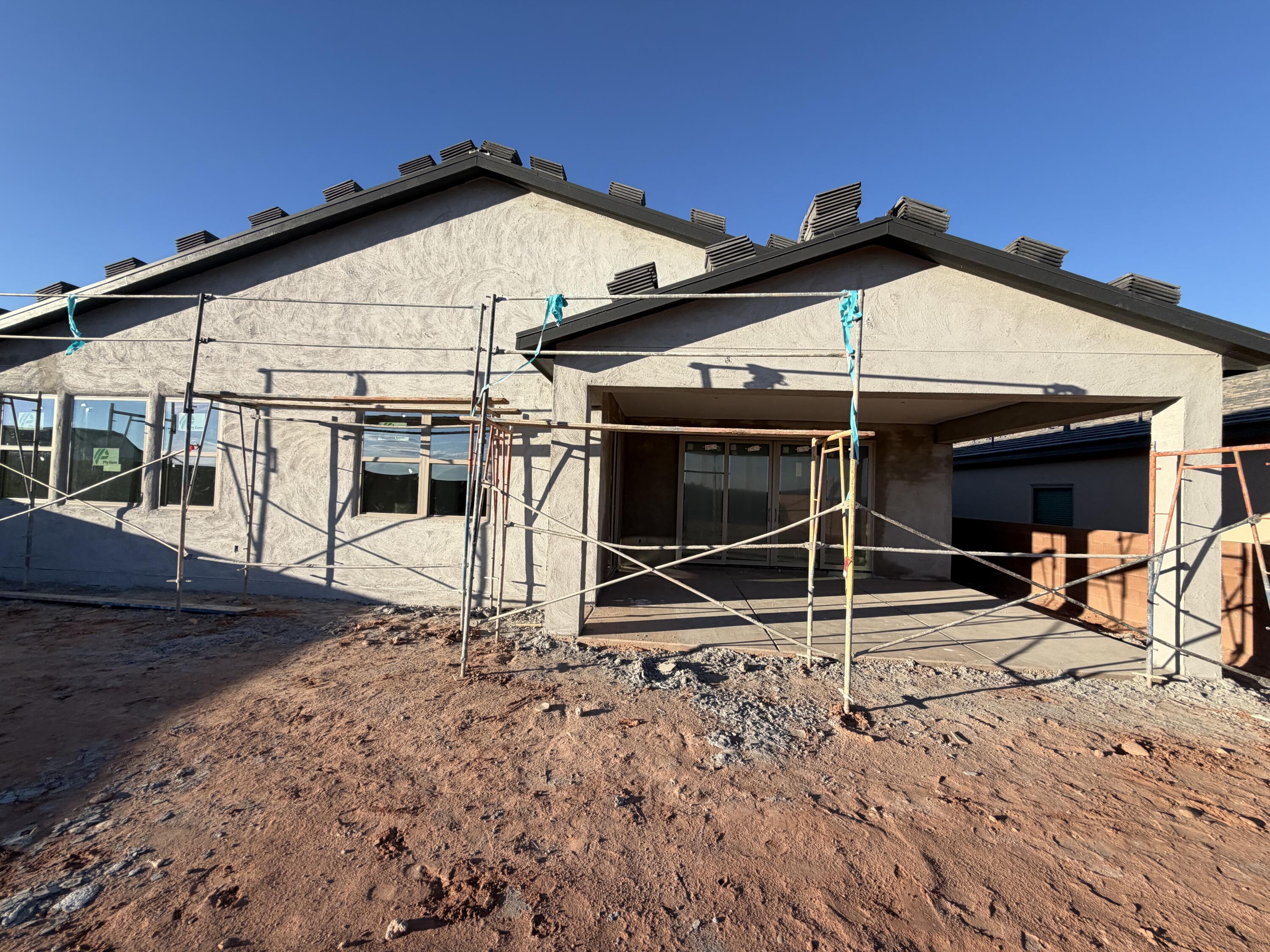 Photo 4 — 7317 Loire Drive NE