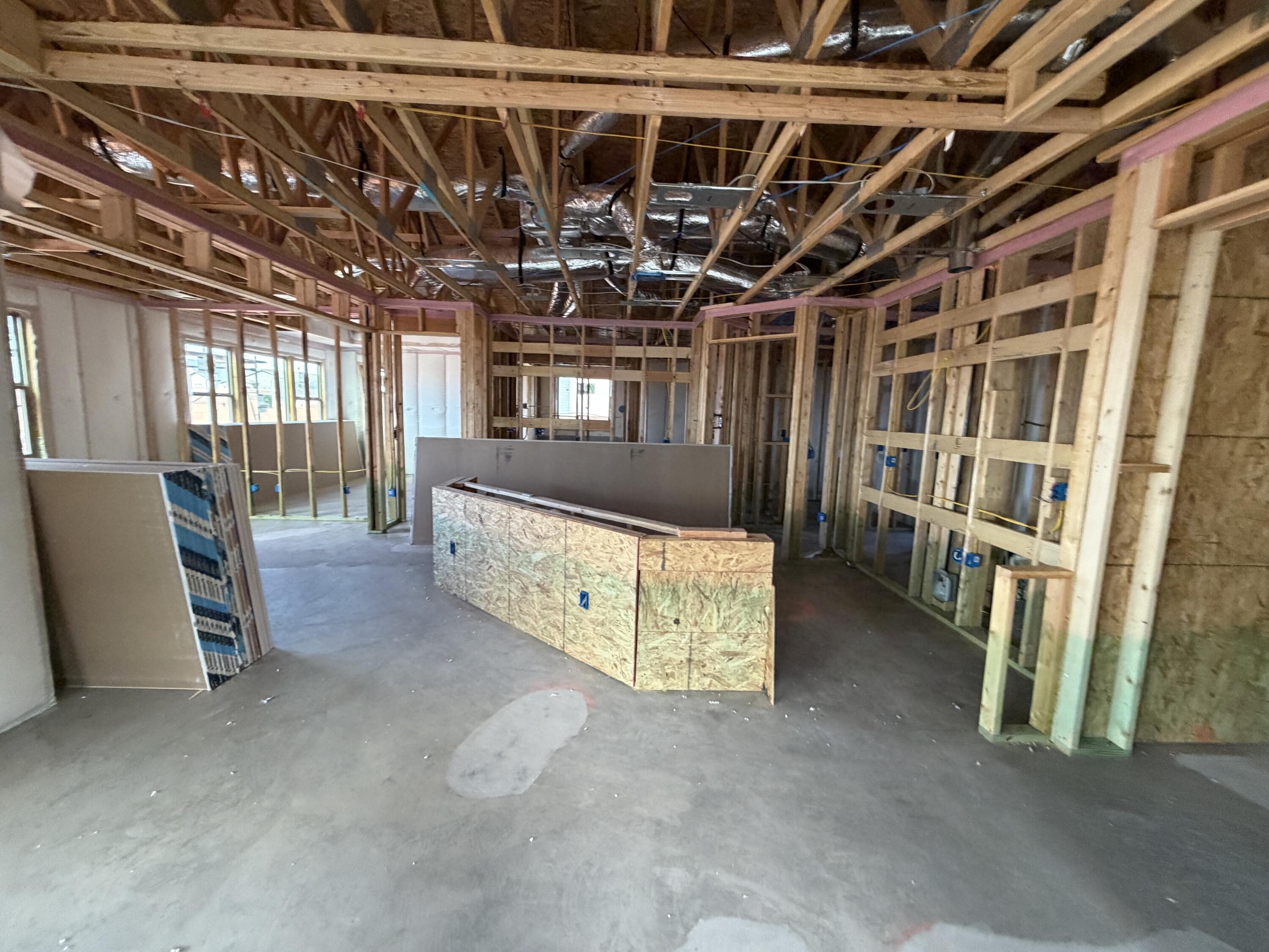 Photo 6 — 7317 Loire Drive NE