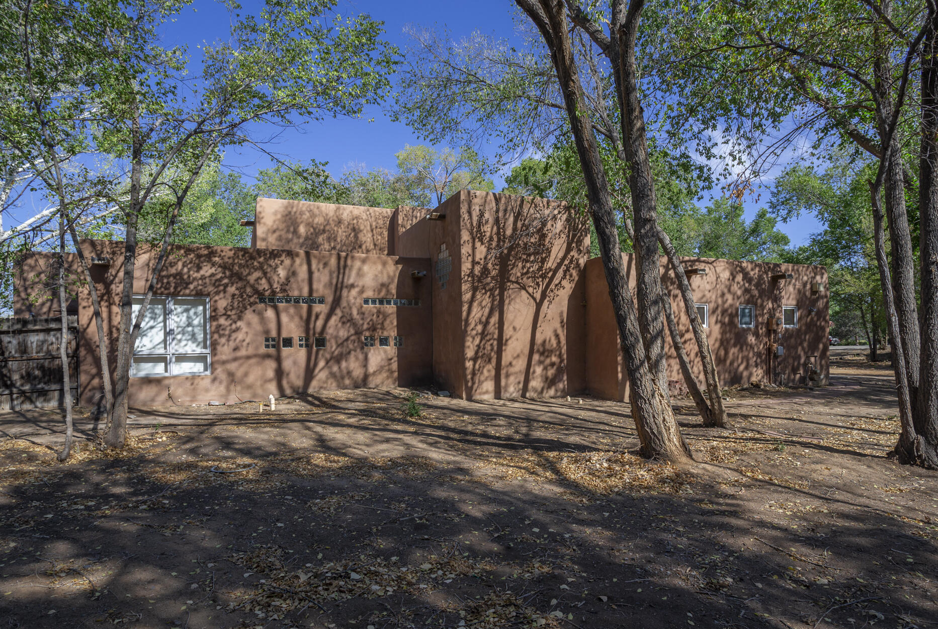 Photo 11 — 3312 Don Quixote Drive NW