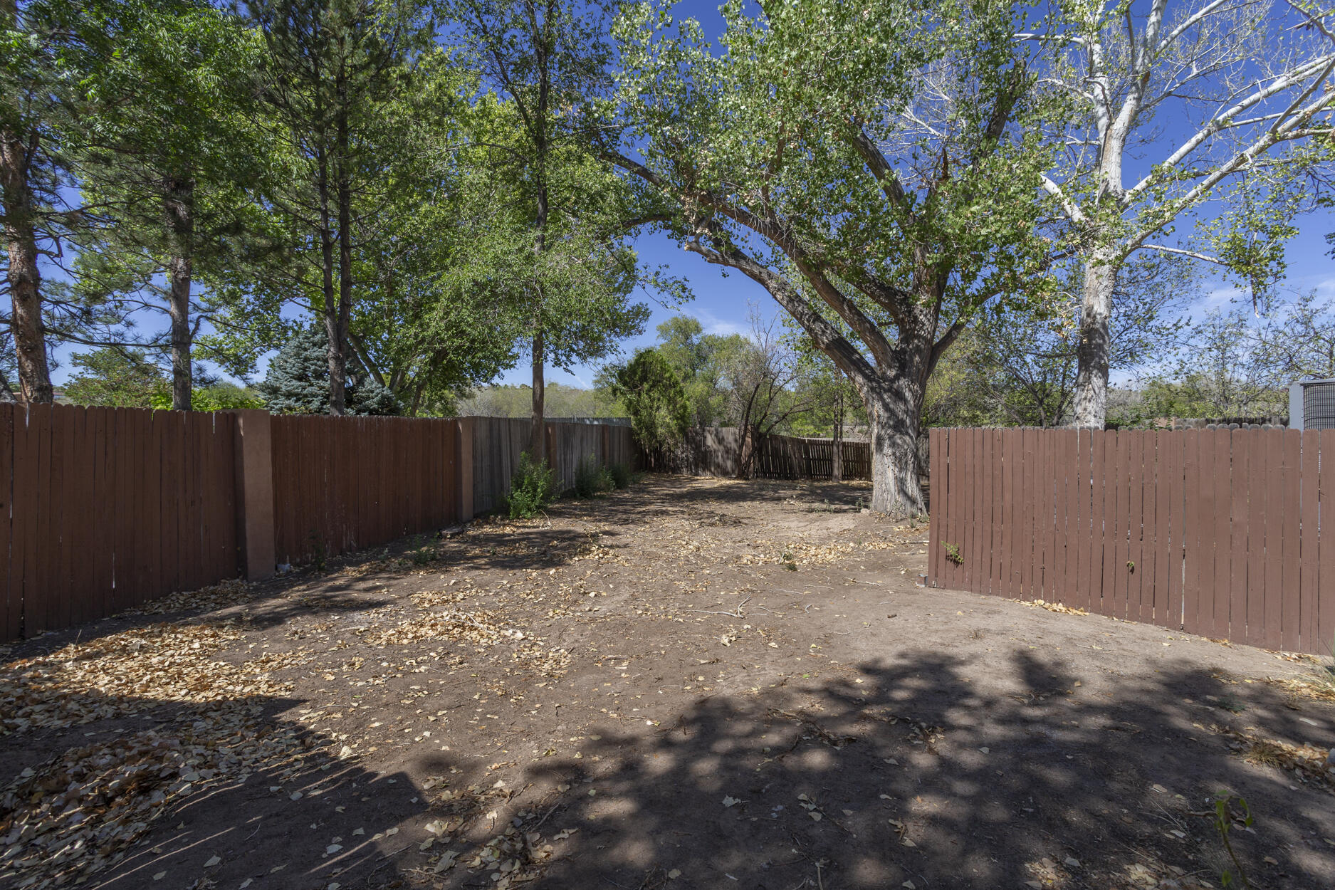 Photo 9 — 3312 Don Quixote Drive NW