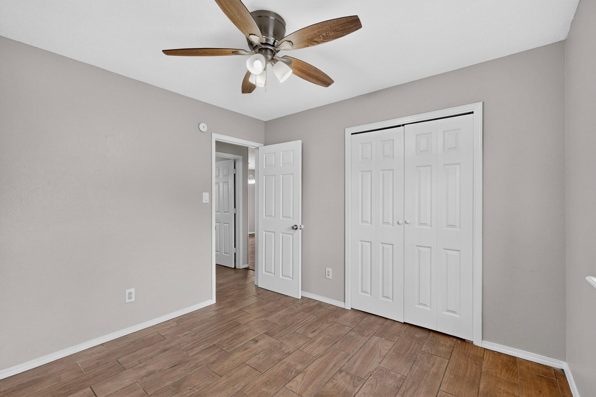 Photo 19 — 824 GALLAHAD Street SW