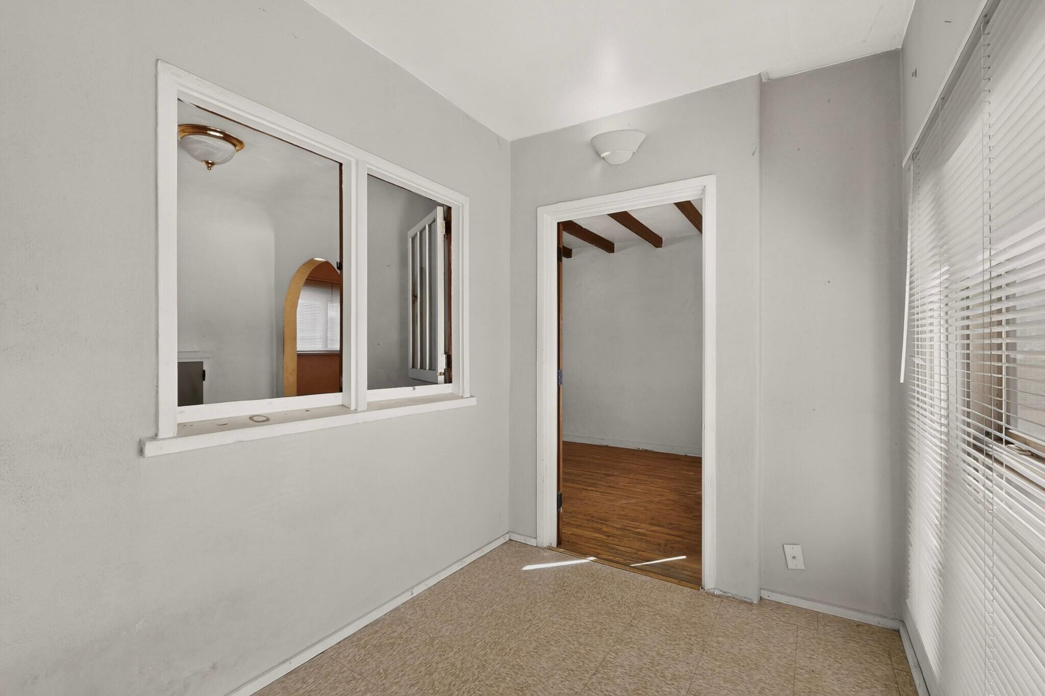 Photo 6 — 816 6th Street NW