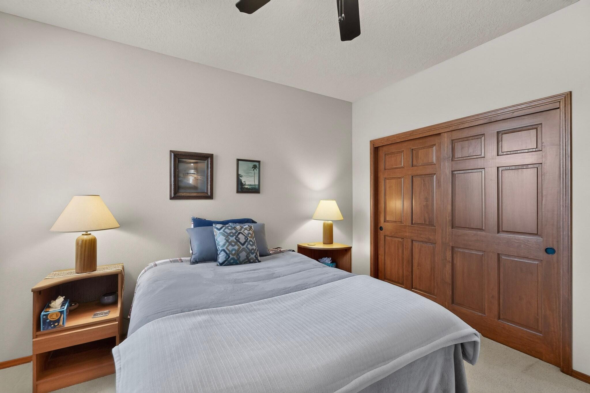 Photo 6 — 400 Holt Court NE