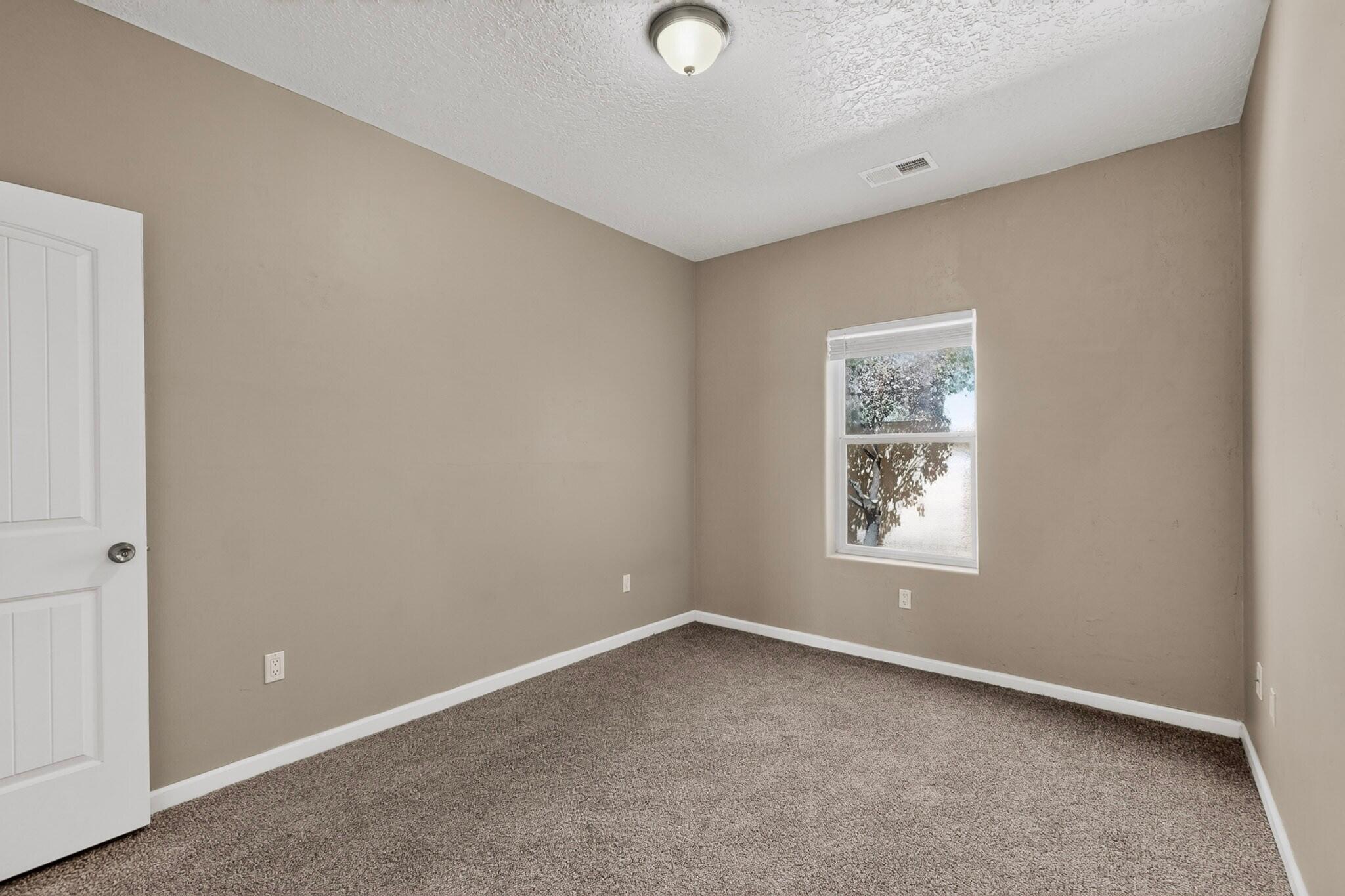 Photo 18 — 6619 Tierra Prieta Avenue NW