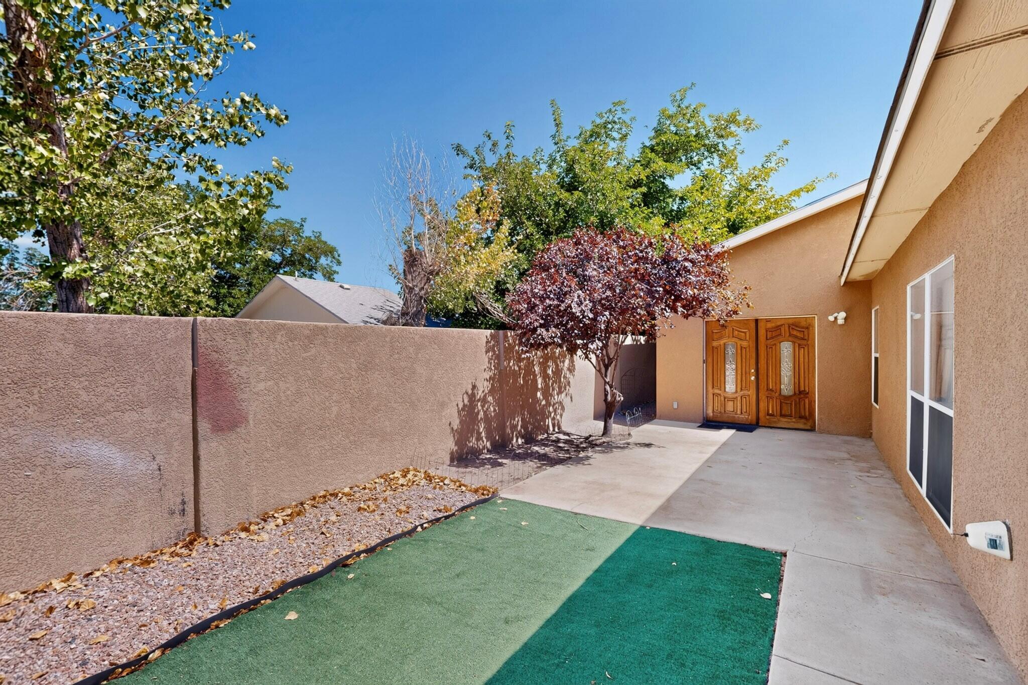 Photo 11 — 6619 Tierra Prieta Avenue NW