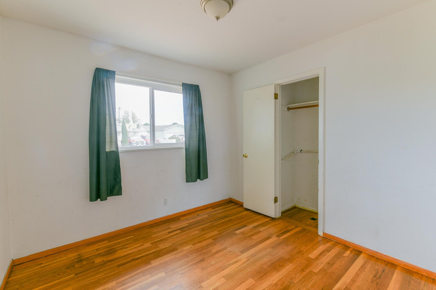 Photo 17 — 4312 Hendrix Road NE