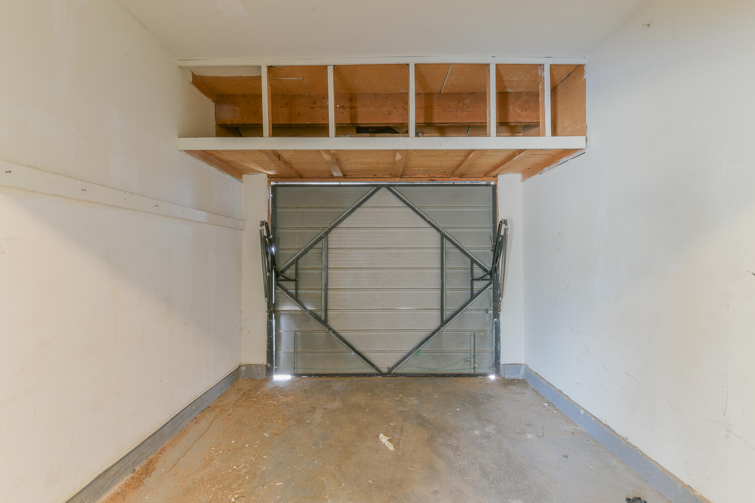 Photo 14 — 4312 Hendrix Road NE