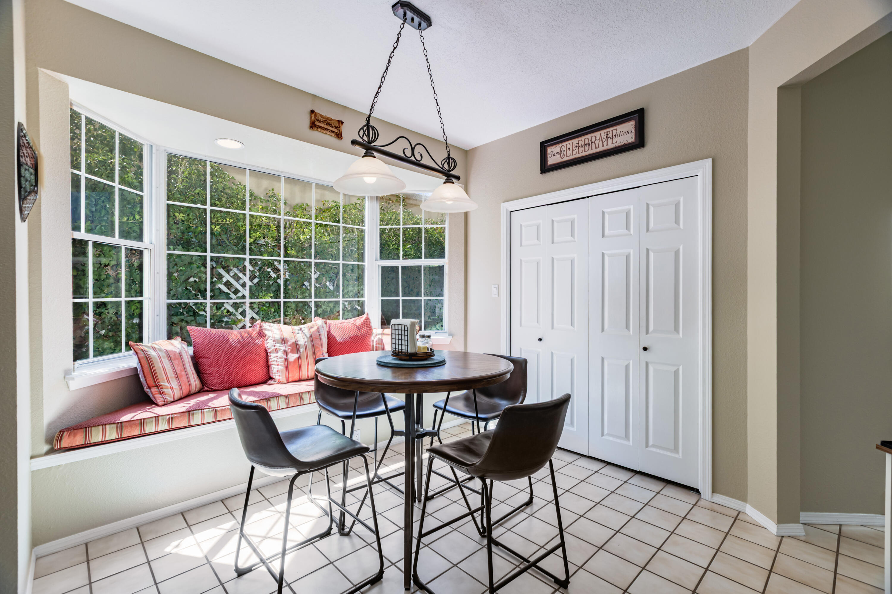 Photo 13 — 1532 Archuleta Drive NE