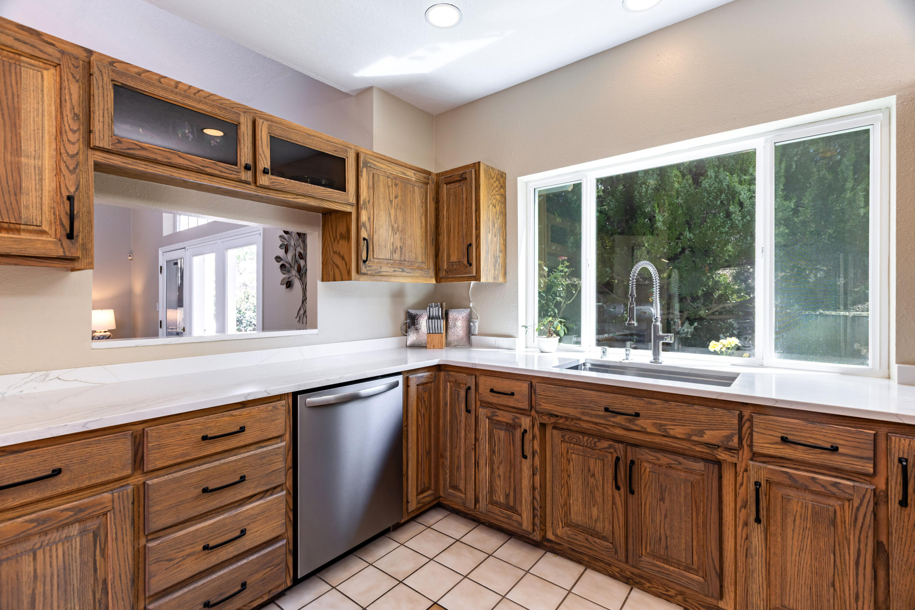 Photo 16 — 1532 Archuleta Drive NE