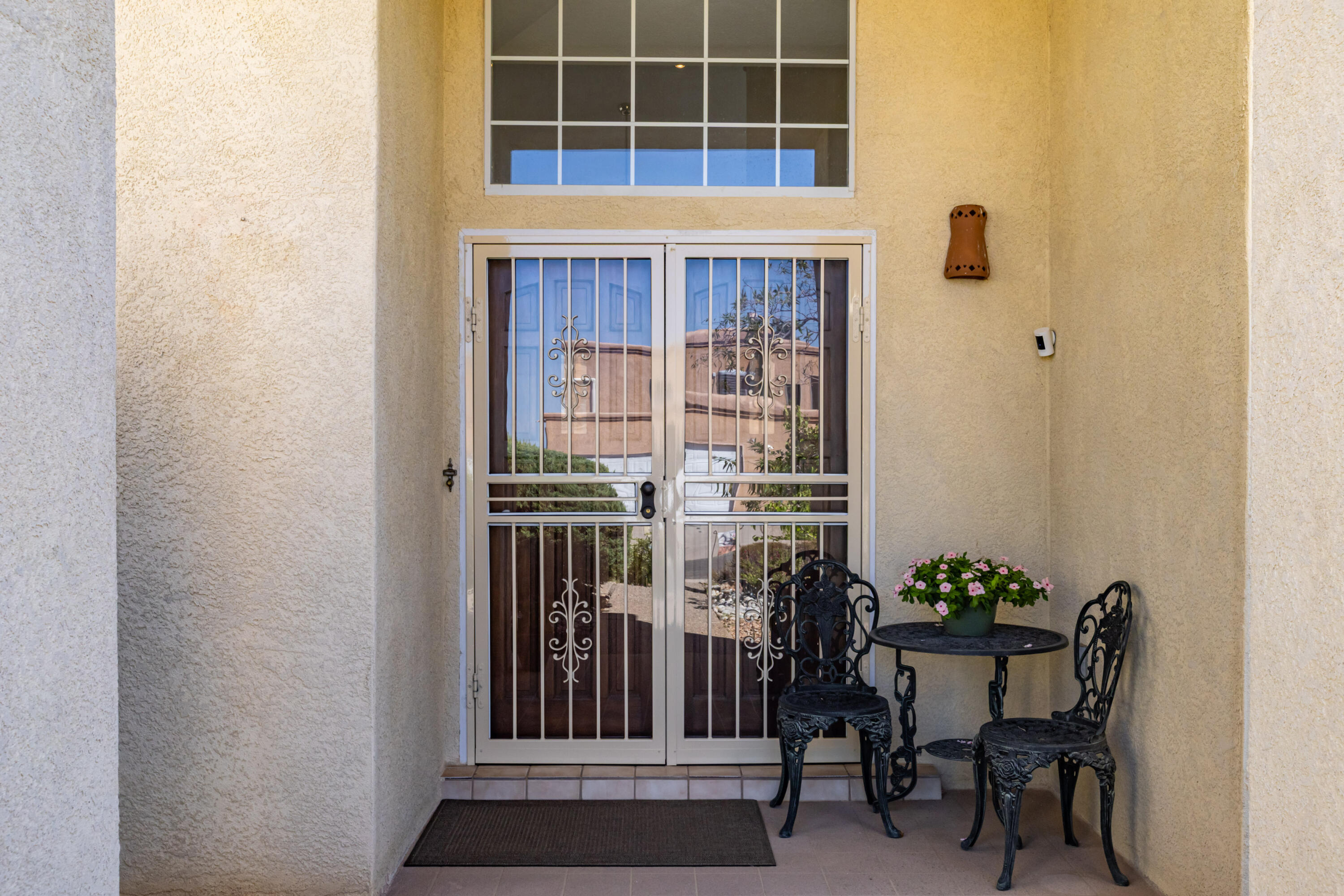 Photo 5 — 1532 Archuleta Drive NE