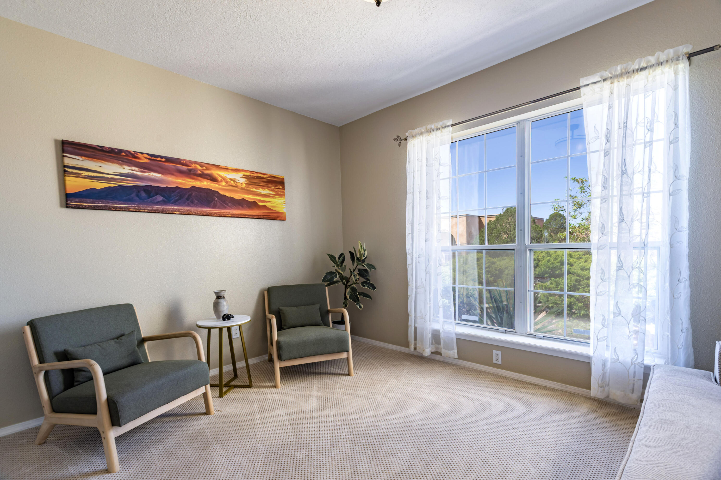 Photo 8 — 1532 Archuleta Drive NE