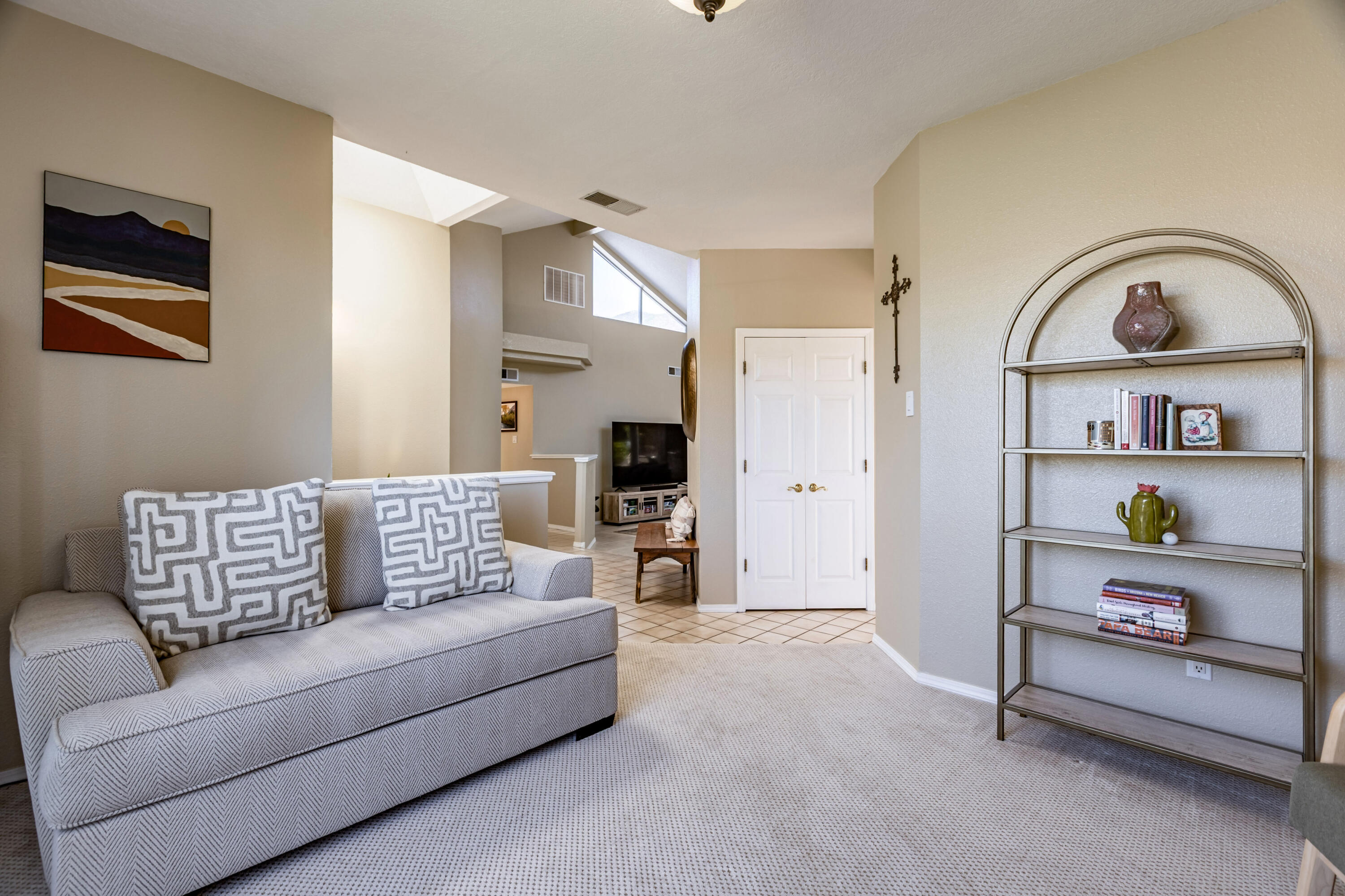 Photo 9 — 1532 Archuleta Drive NE