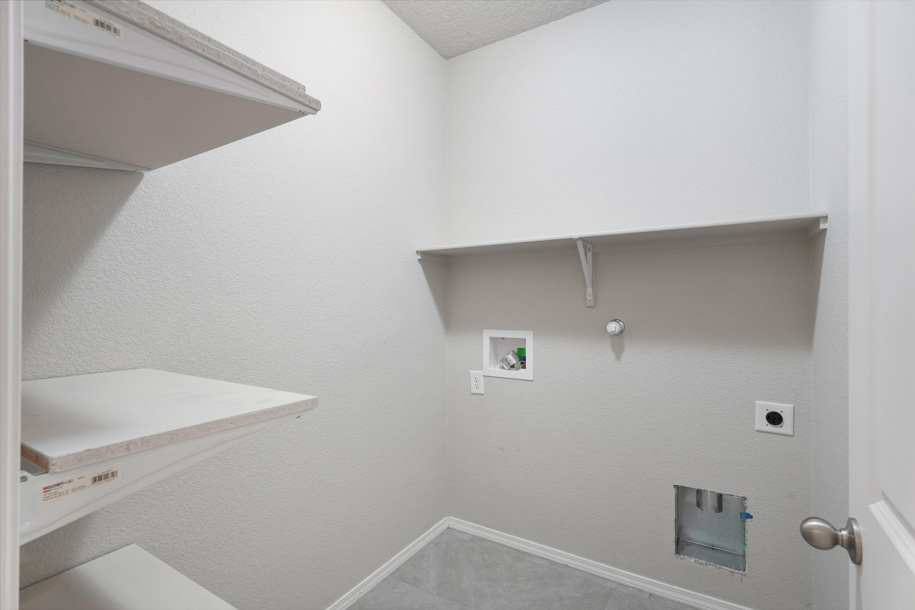 Photo 12 — 3250 Berkshire Road NE
