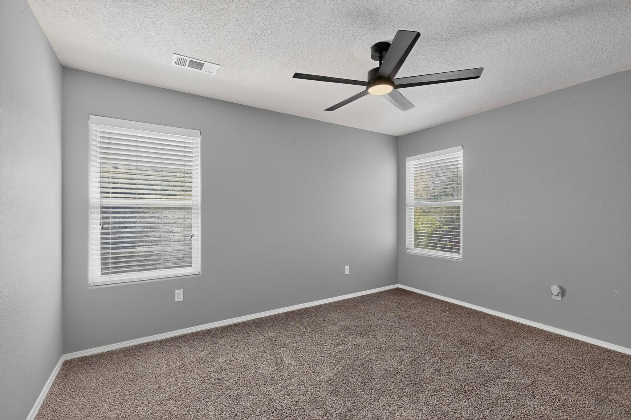 Photo 2 — 10940 Fort Point Lane NE