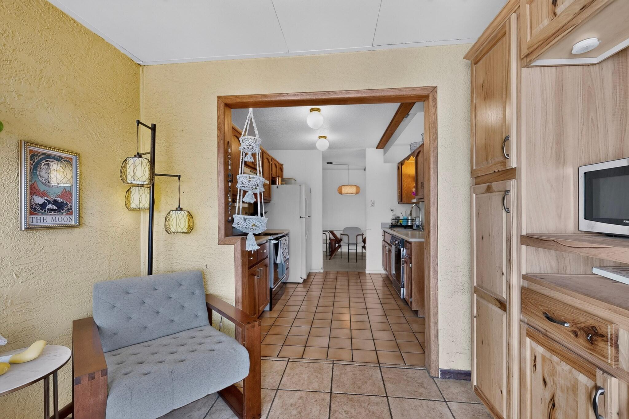 Photo 18 — 8400 Parrot Run Road NE