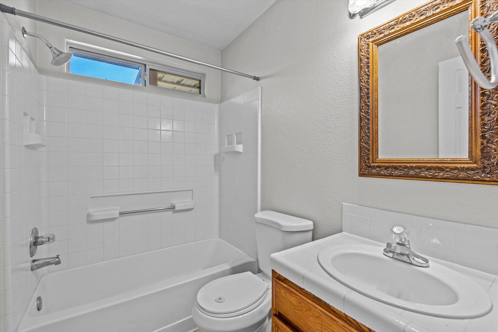 Photo 6 — 8415 Cedarcroft Road NW