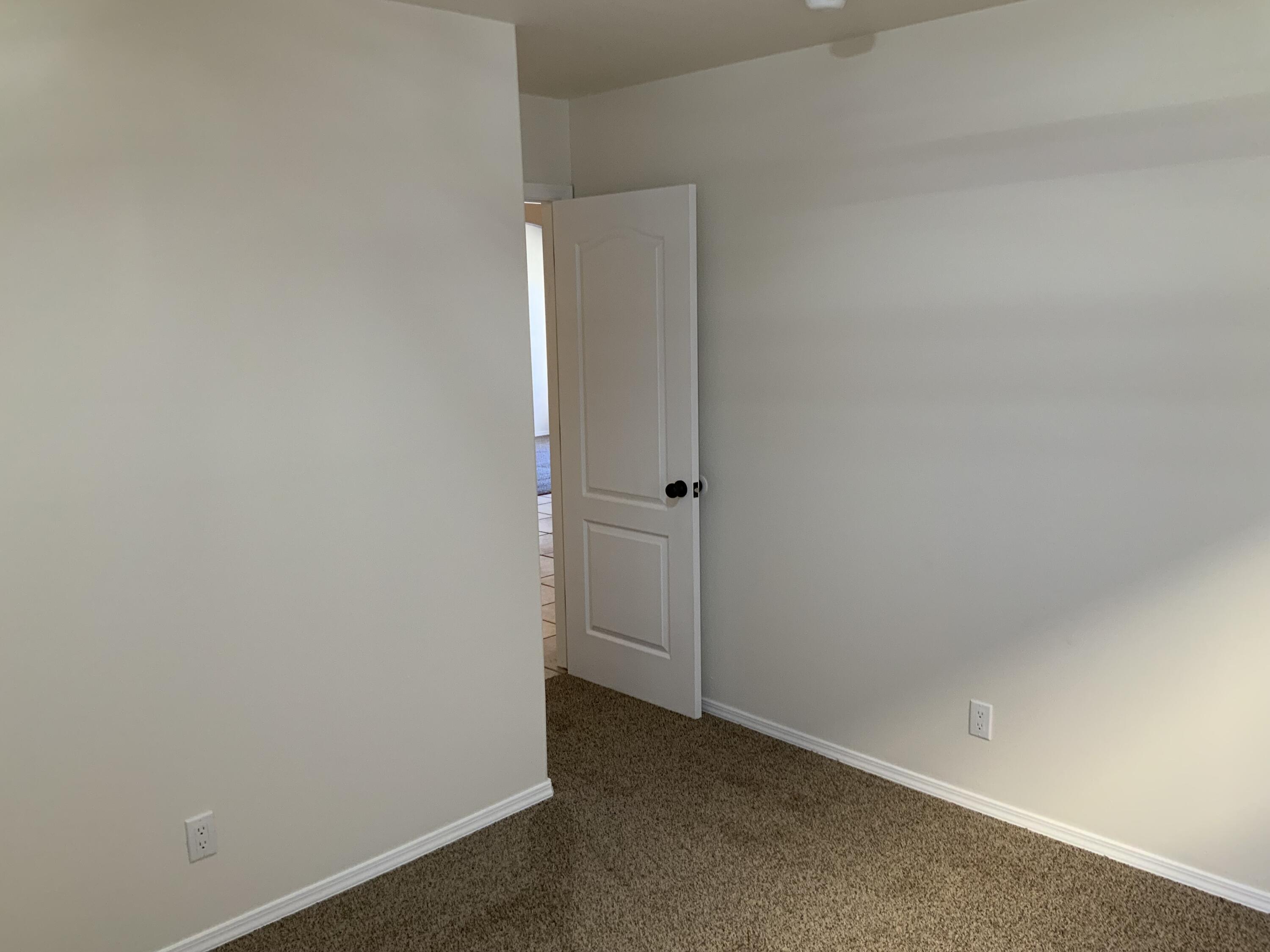 Photo 3 — 9239 Apache Pine Way NE