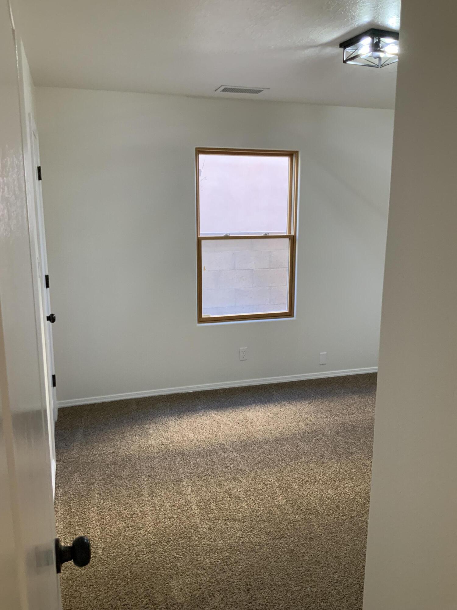 Photo 5 — 9239 Apache Pine Way NE