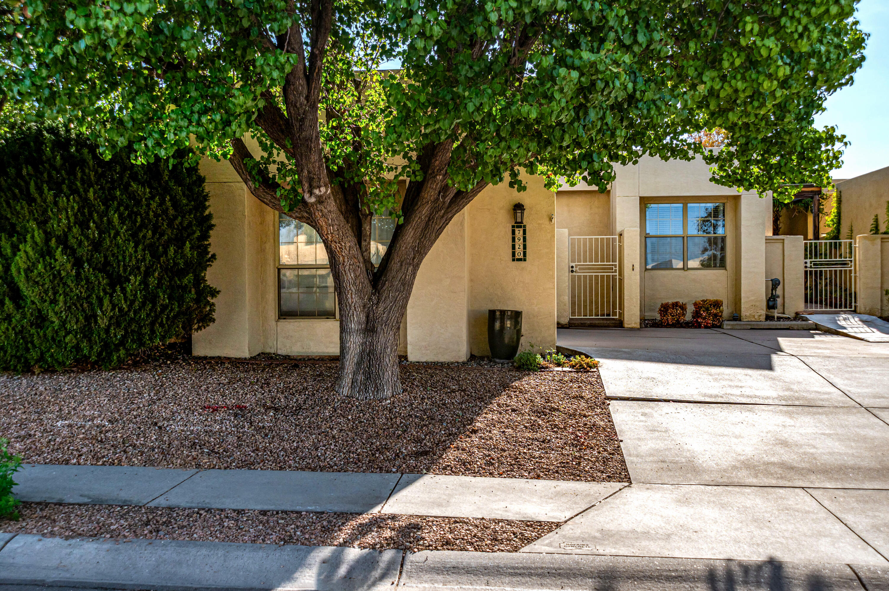 Photo 4 — 7920 Woodwind Drive NE