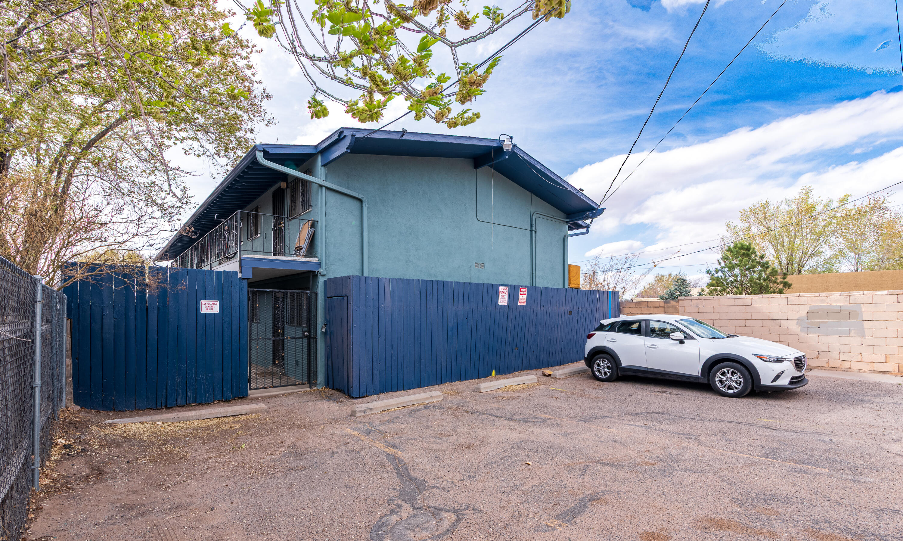 Photo 7 — 206 Princeton Drive SE 5