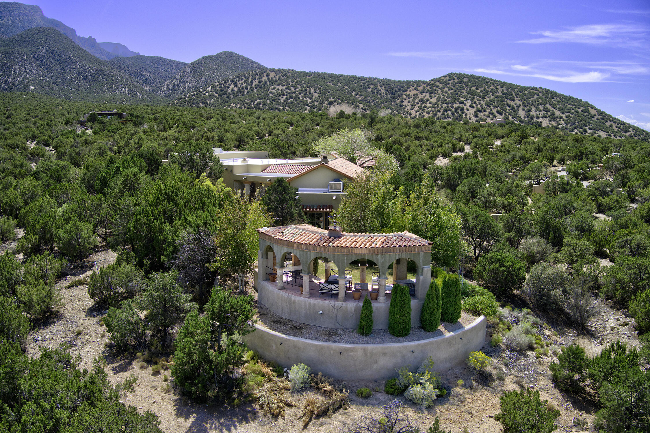 44 La Puerta Trail, Placitas, NM 87043