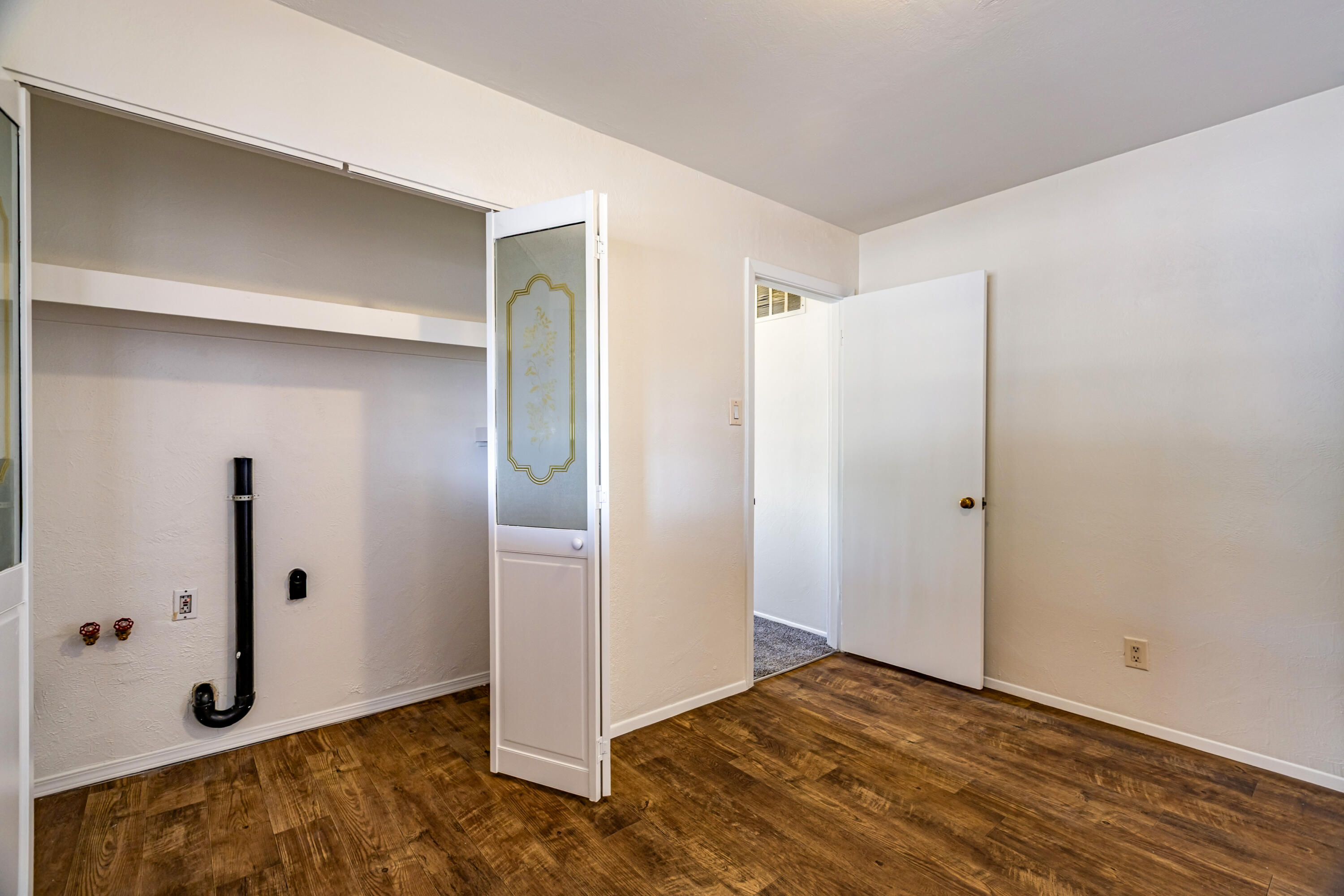 Photo 20 — 9405 Parsifal Place NE