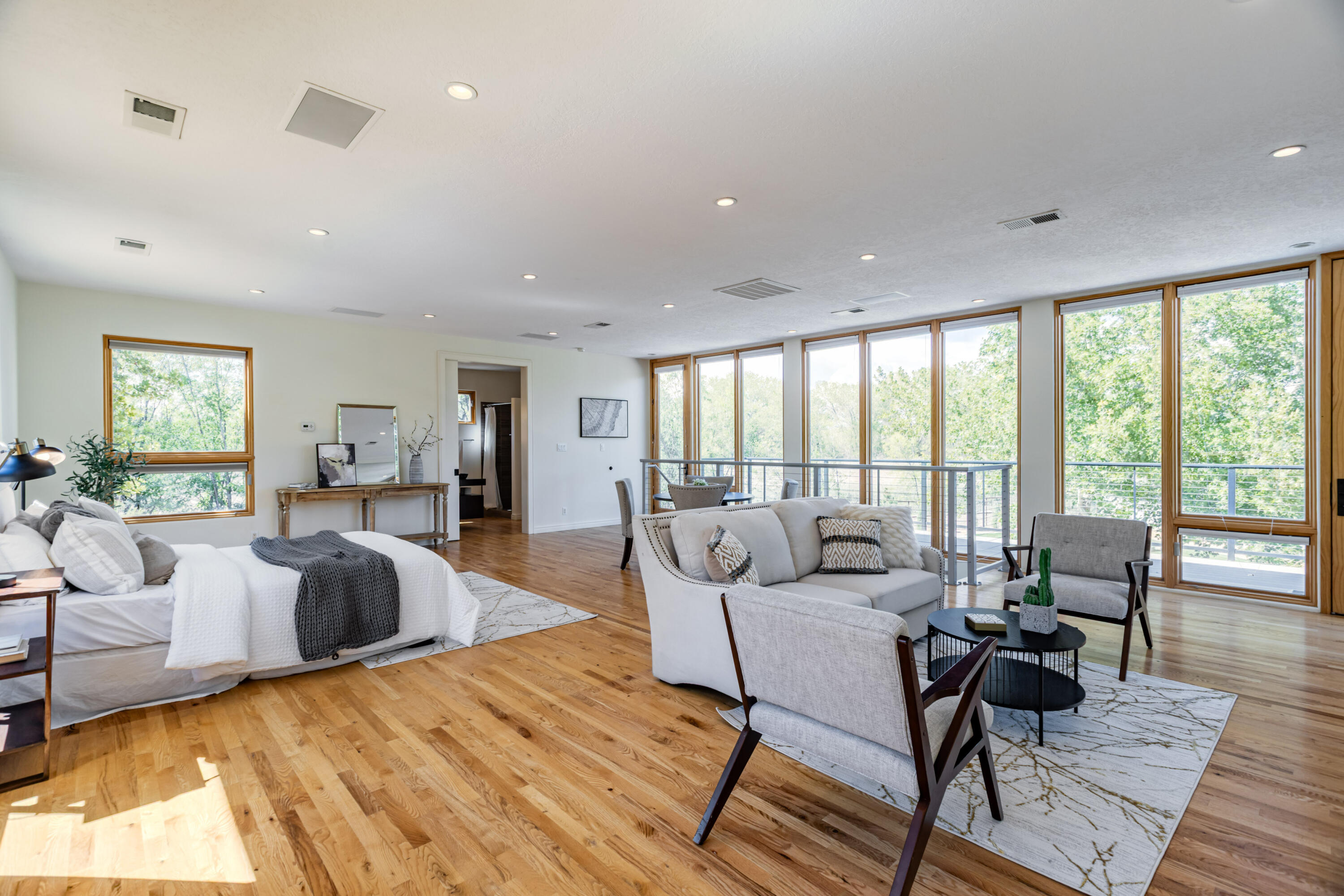 Photo 9 — 1703 Edwardo Y Juanita Court NW
