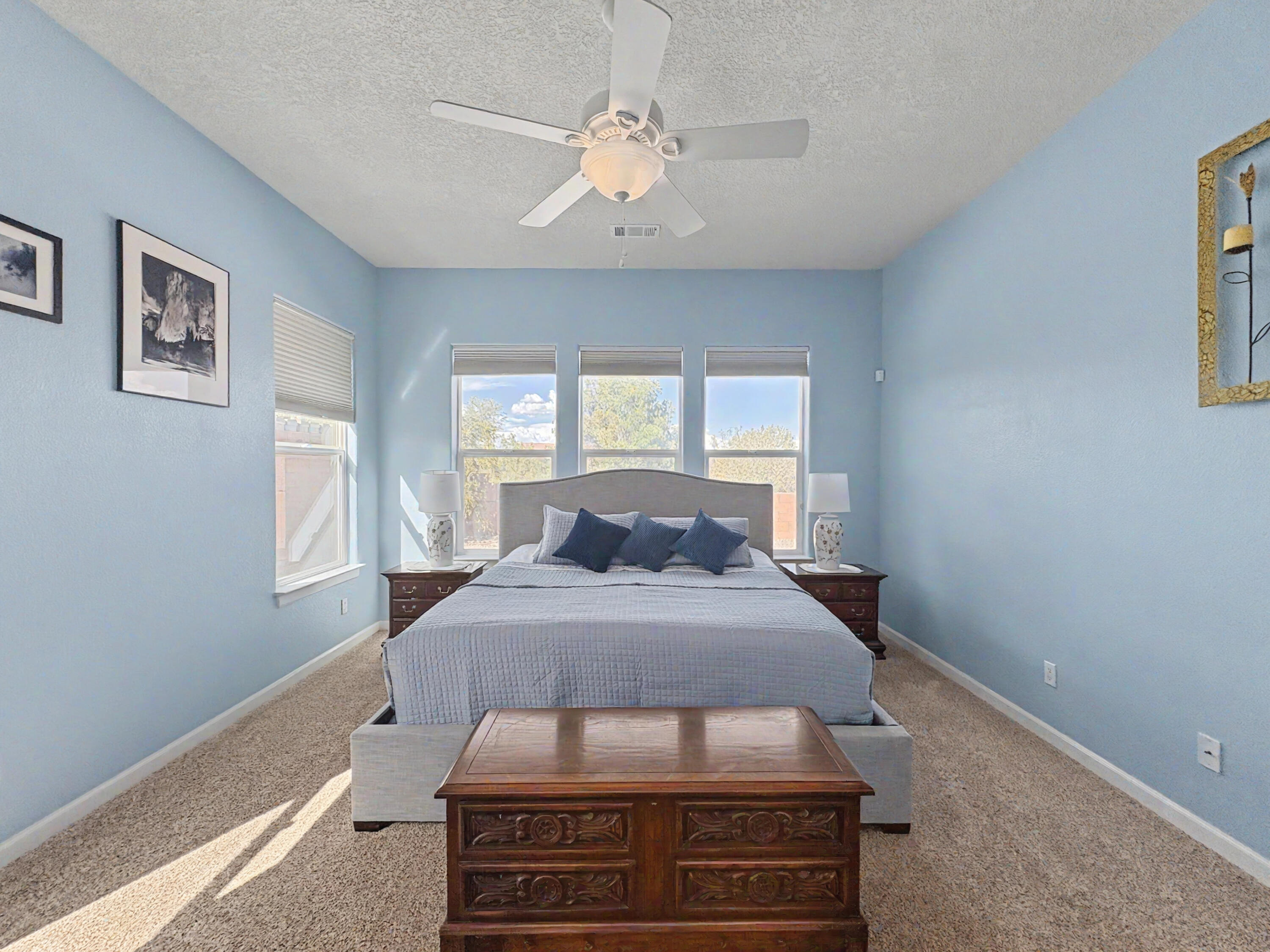 Photo 17 — 3815 Linda Vista Avenue NE