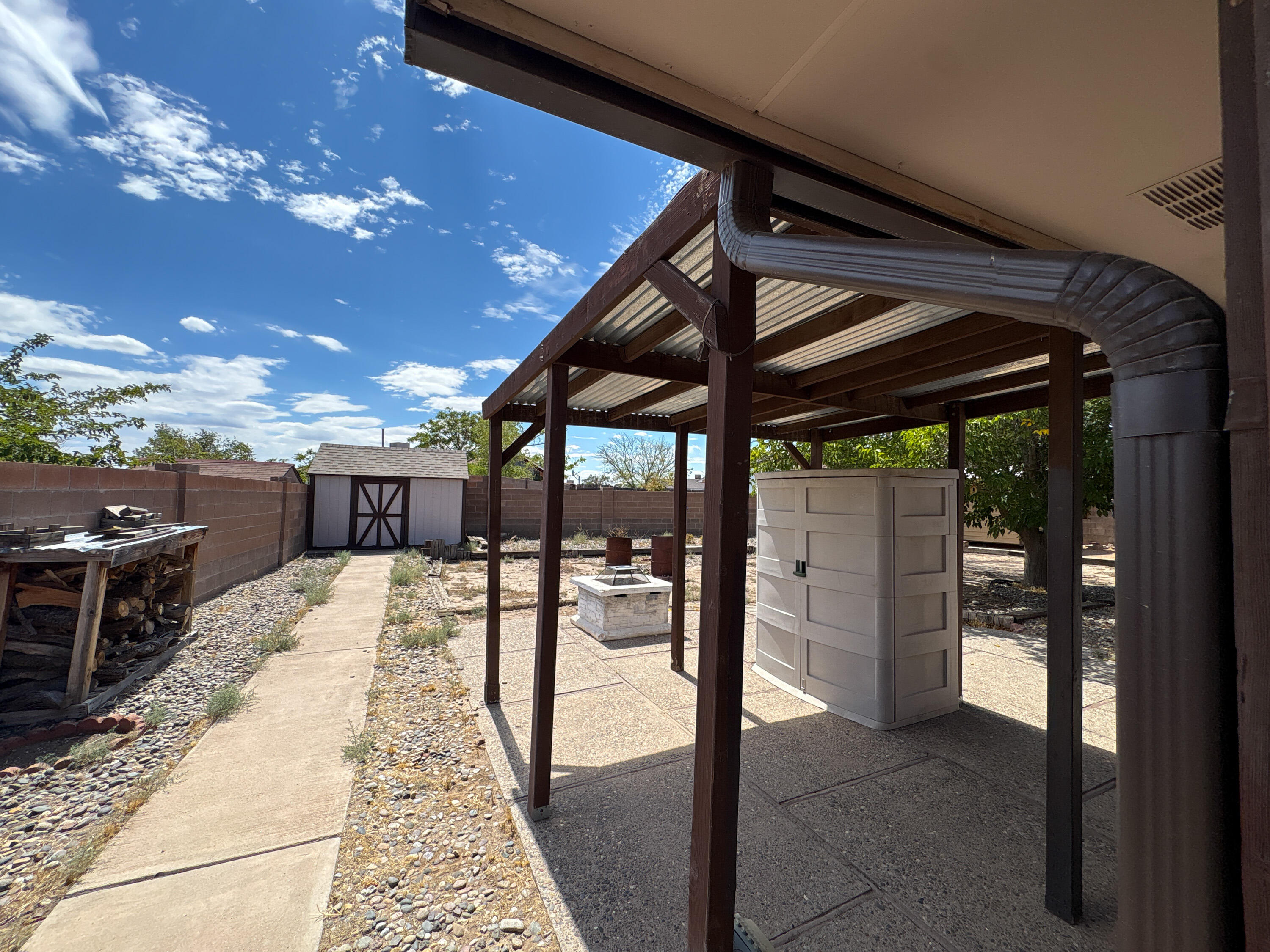 Photo 10 — 4944 Chromium Drive NE