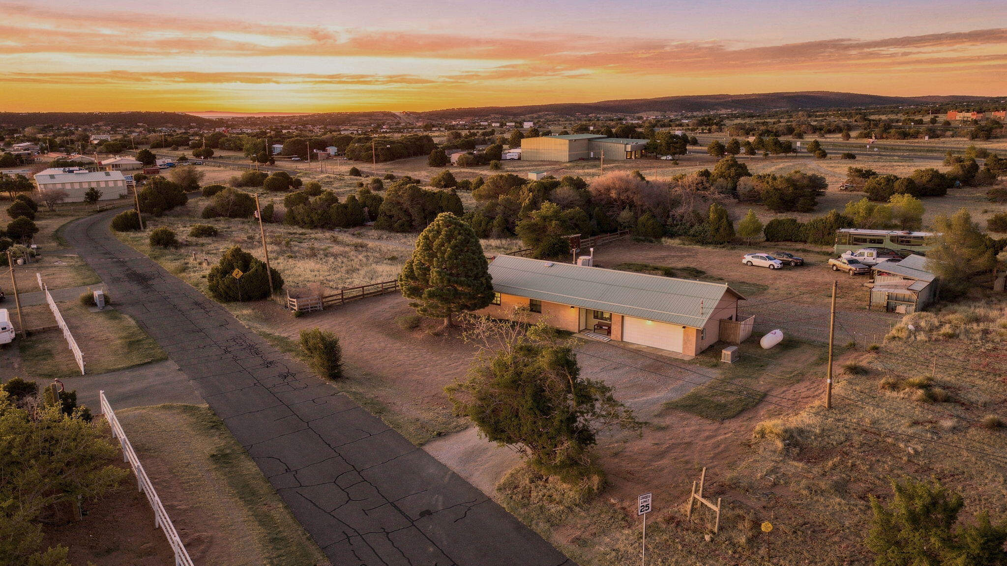 48 Scott Road, Edgewood, NM 87015
