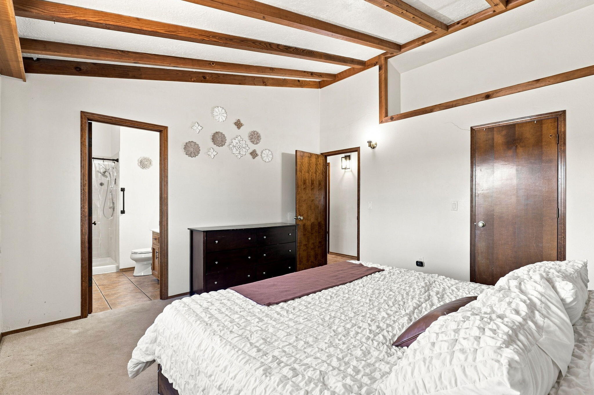 Photo 14 — 48 Scott Road