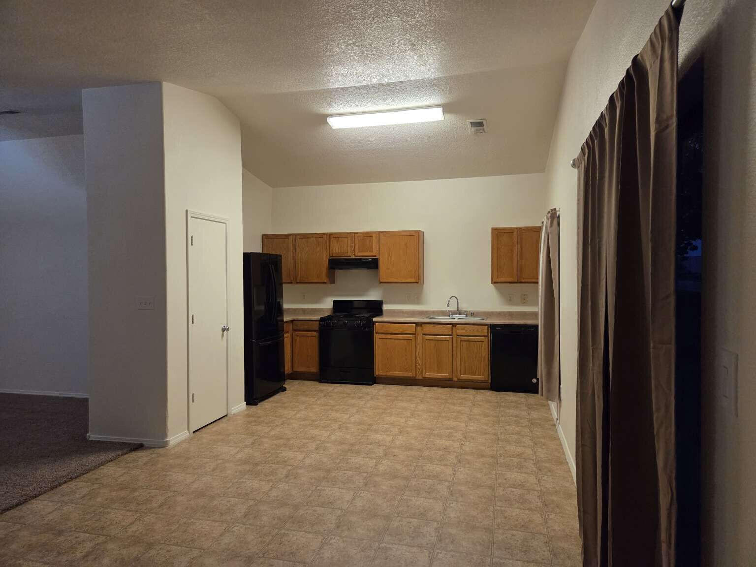 Photo 6 — 10012 Cartagena Avenue SW