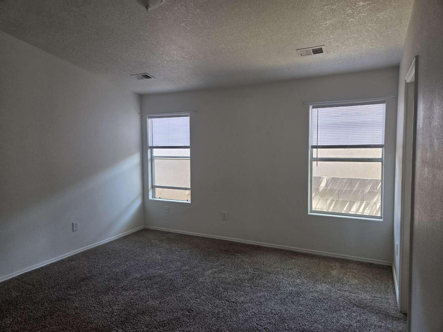 Photo 9 — 10012 Cartagena Avenue SW