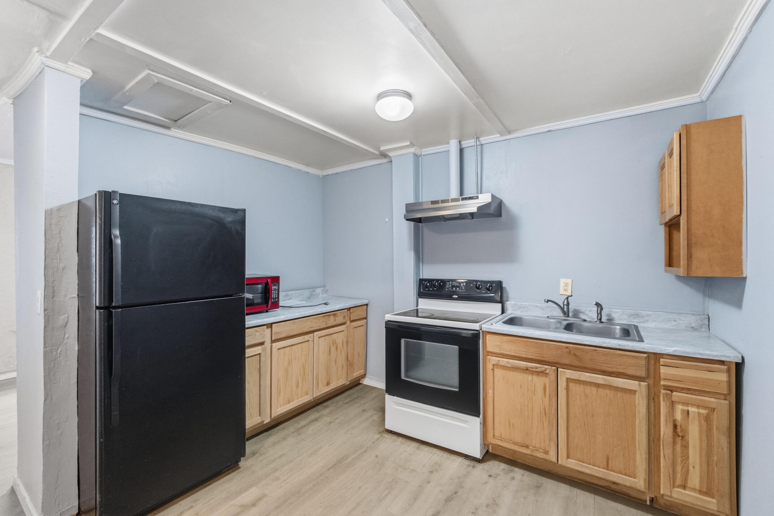 Photo 10 — 314 S 9th Street