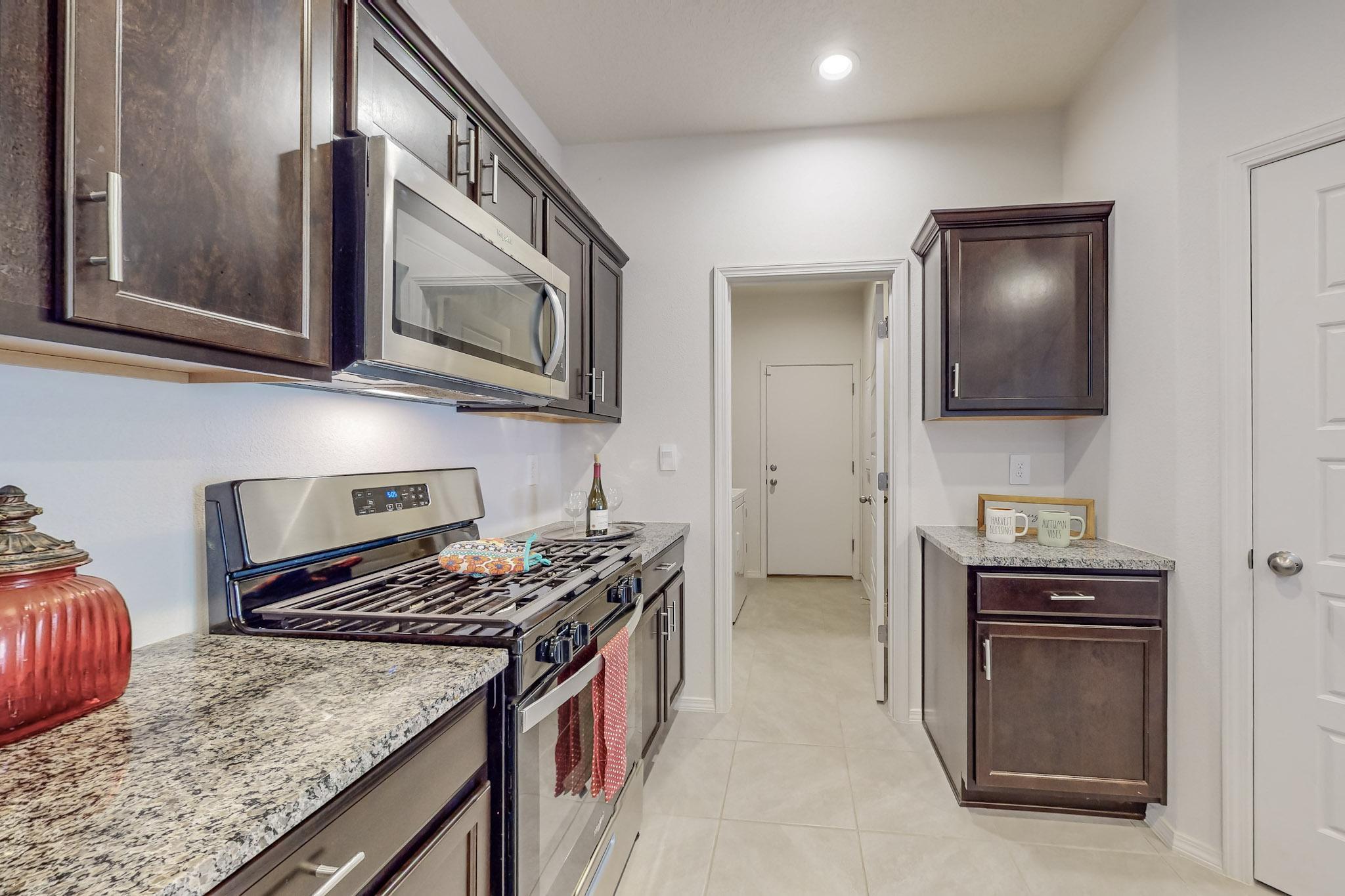 Photo 8 — 1820 Villa Contesa Loop NW