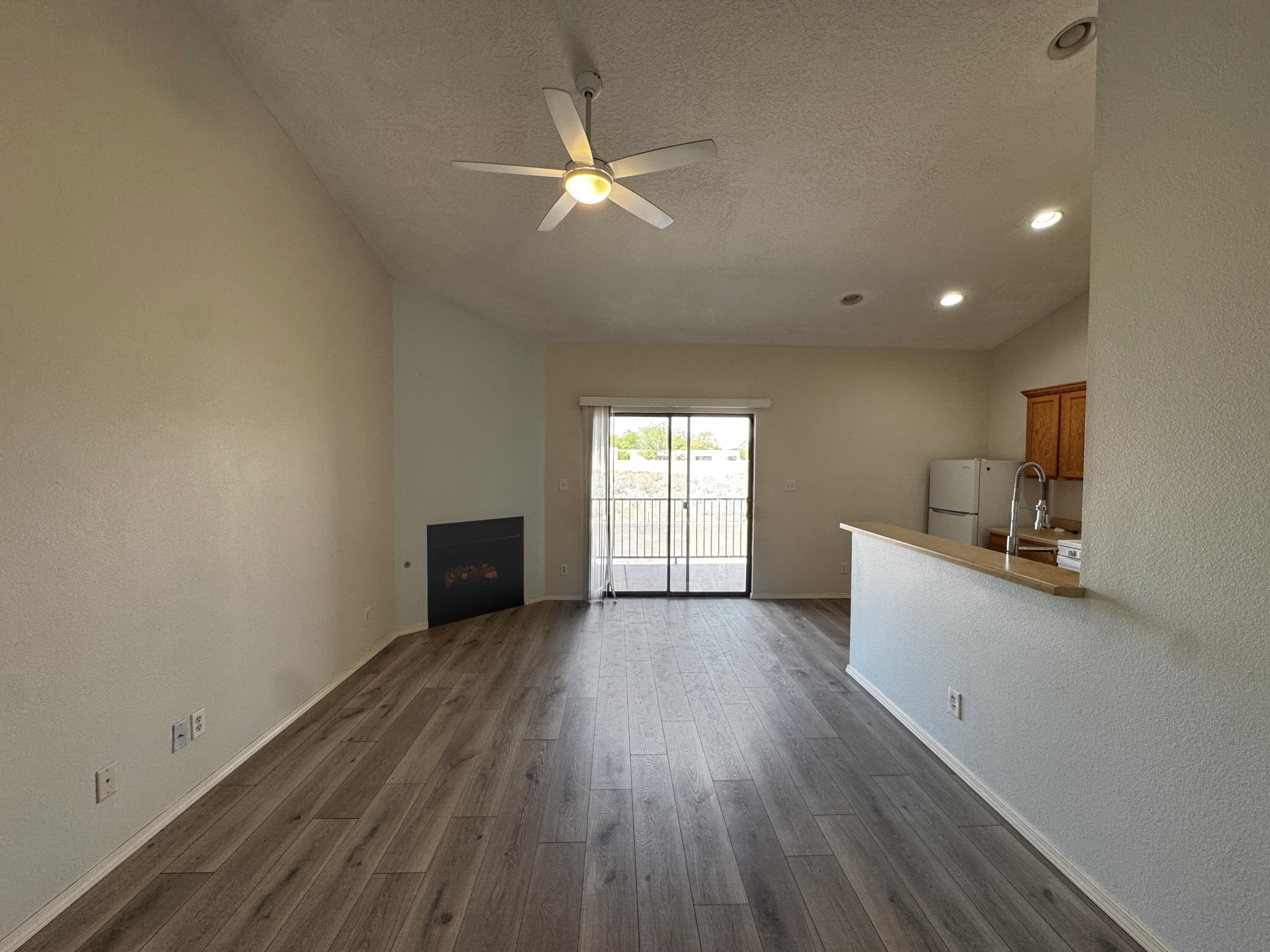 Photo 18 — 1105 Meadowlark Way SE D