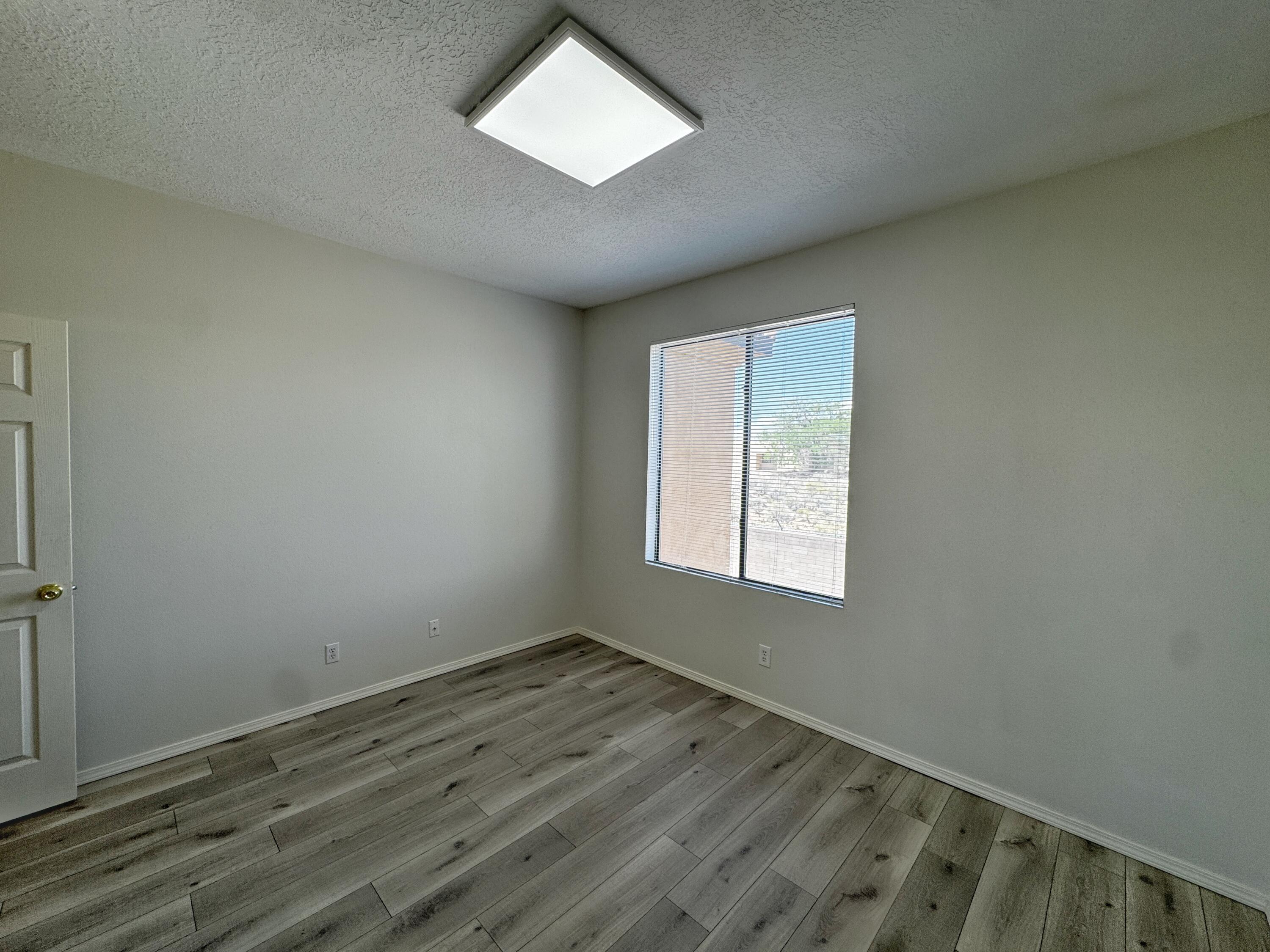 Photo 11 — 1105 Meadowlark Way SE D