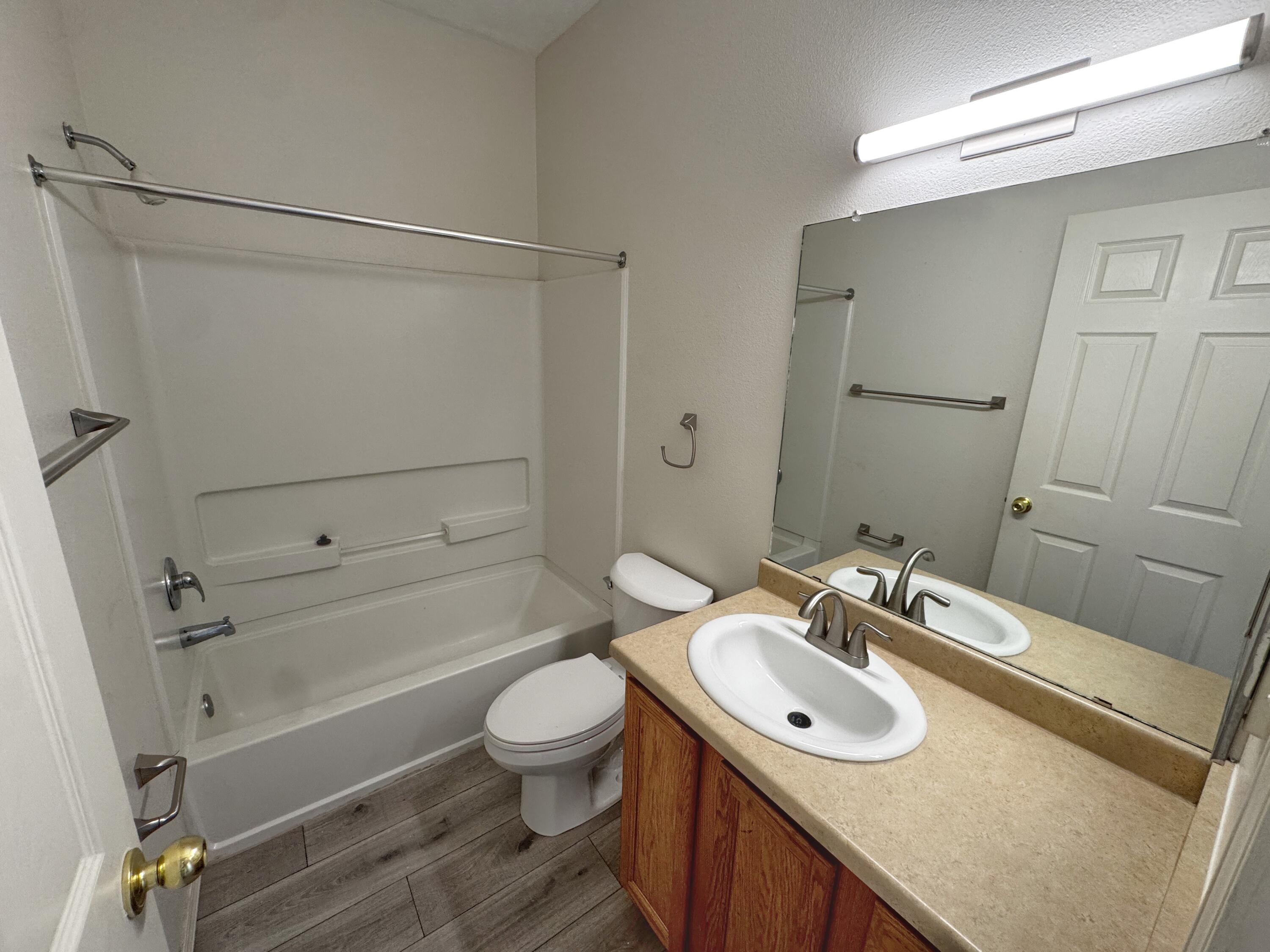 Photo 15 — 1105 Meadowlark Way SE D