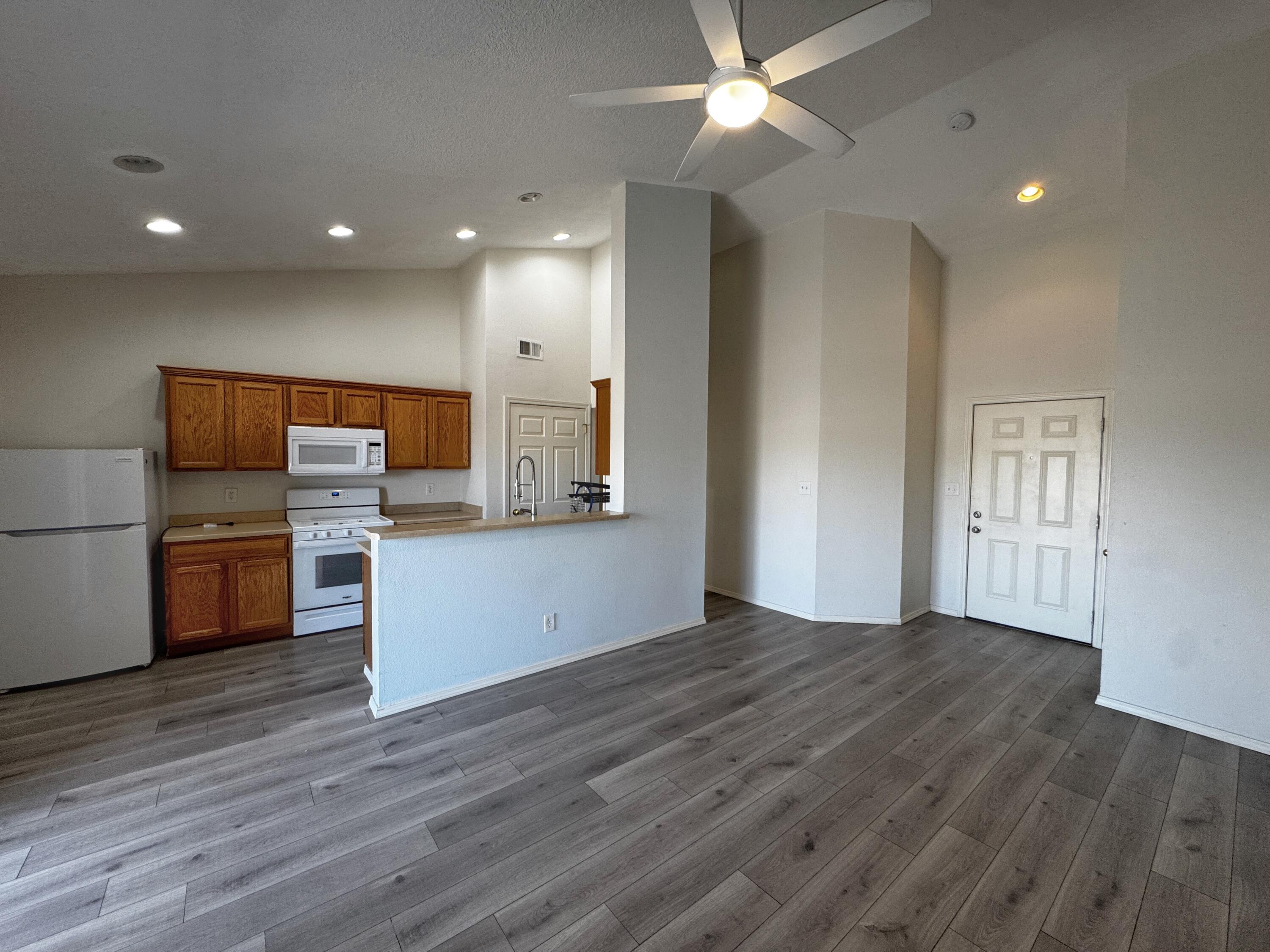 Photo 20 — 1105 Meadowlark Way SE D