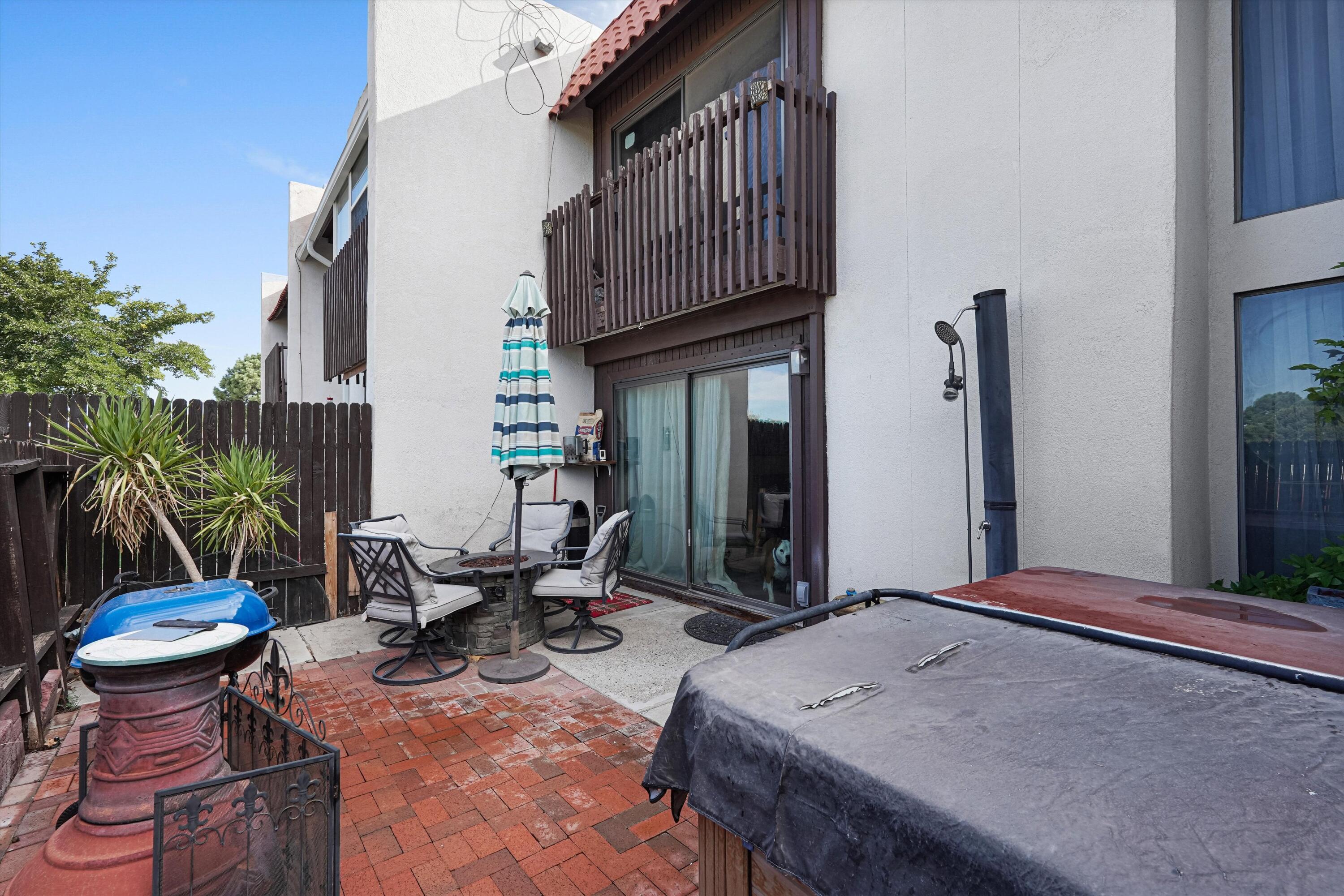 Photo 4 — 1209 Bernalillo Place SE