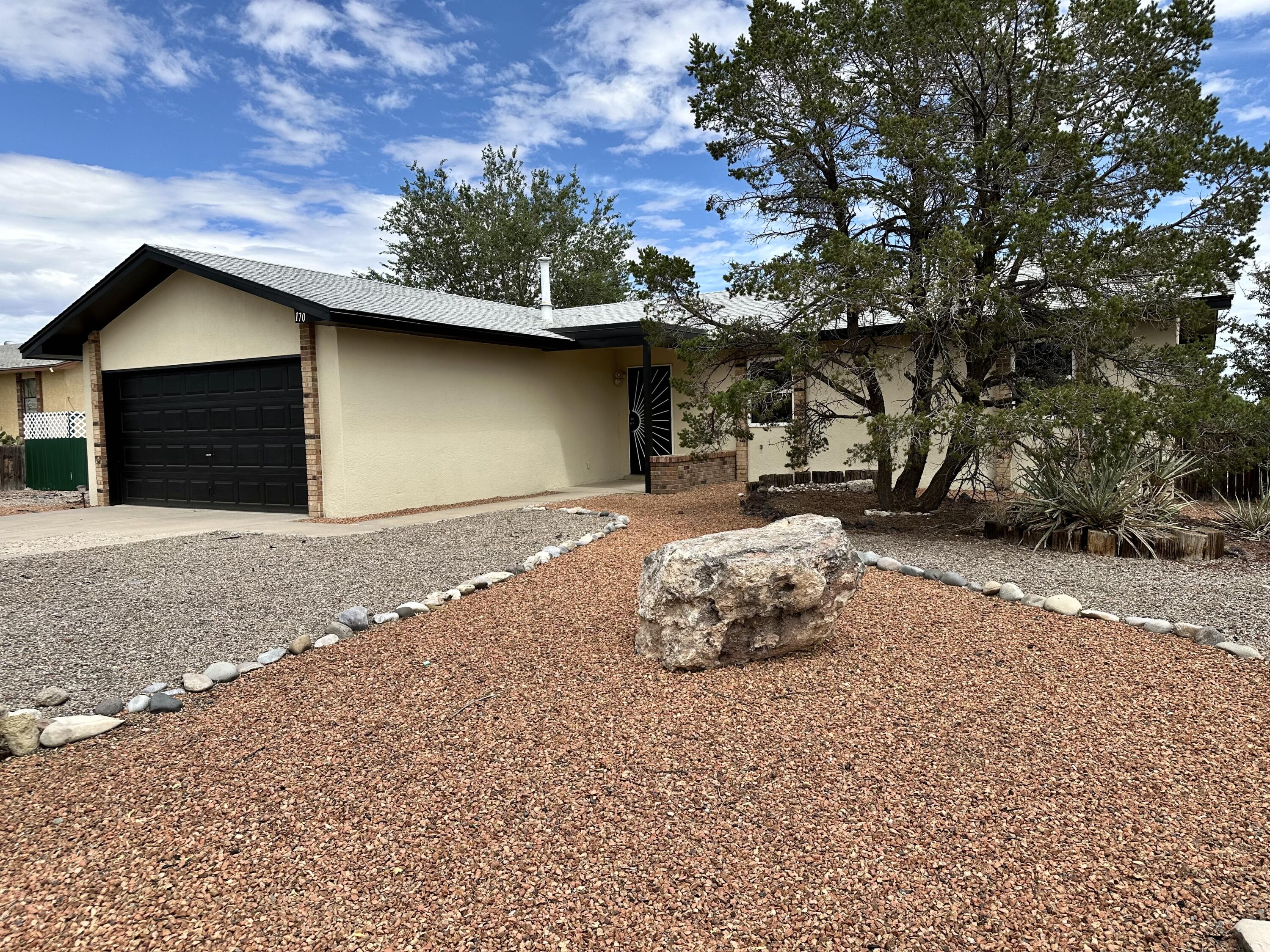 170 Tarpon Avenue SE, Rio Rancho, NM 87124