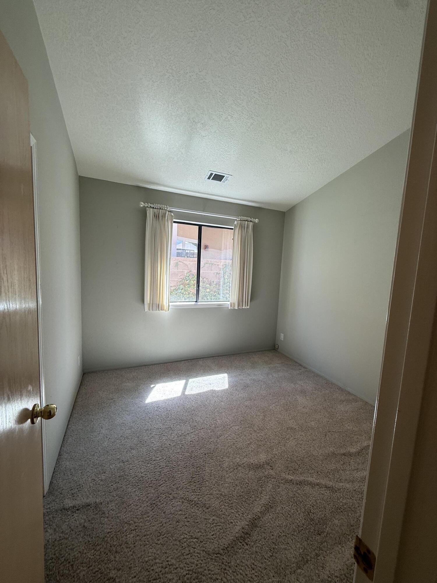 Photo 15 — 7816 Oakland Avenue NE