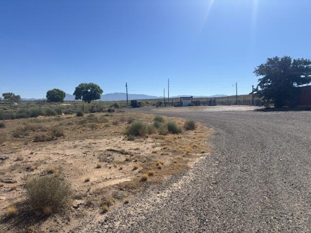 55 Sandhill Road, Los Lunas, NM 87031