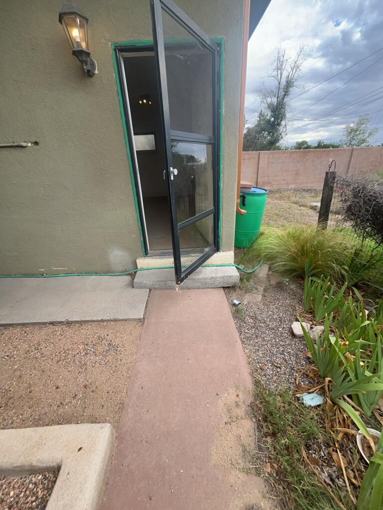 1313 Girard Boulevard SE, Albuquerque, NM 87106